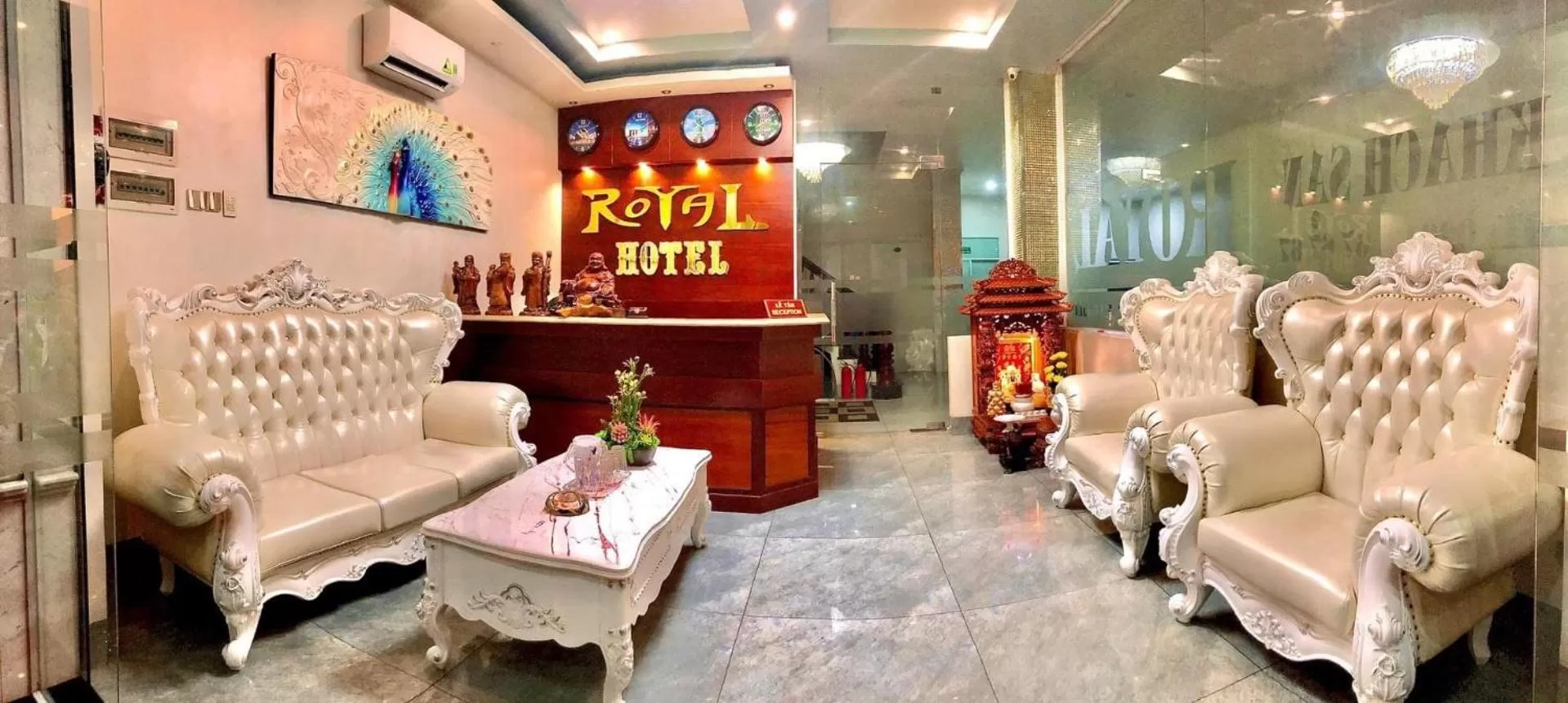 Lobby or reception in Royal Hotel