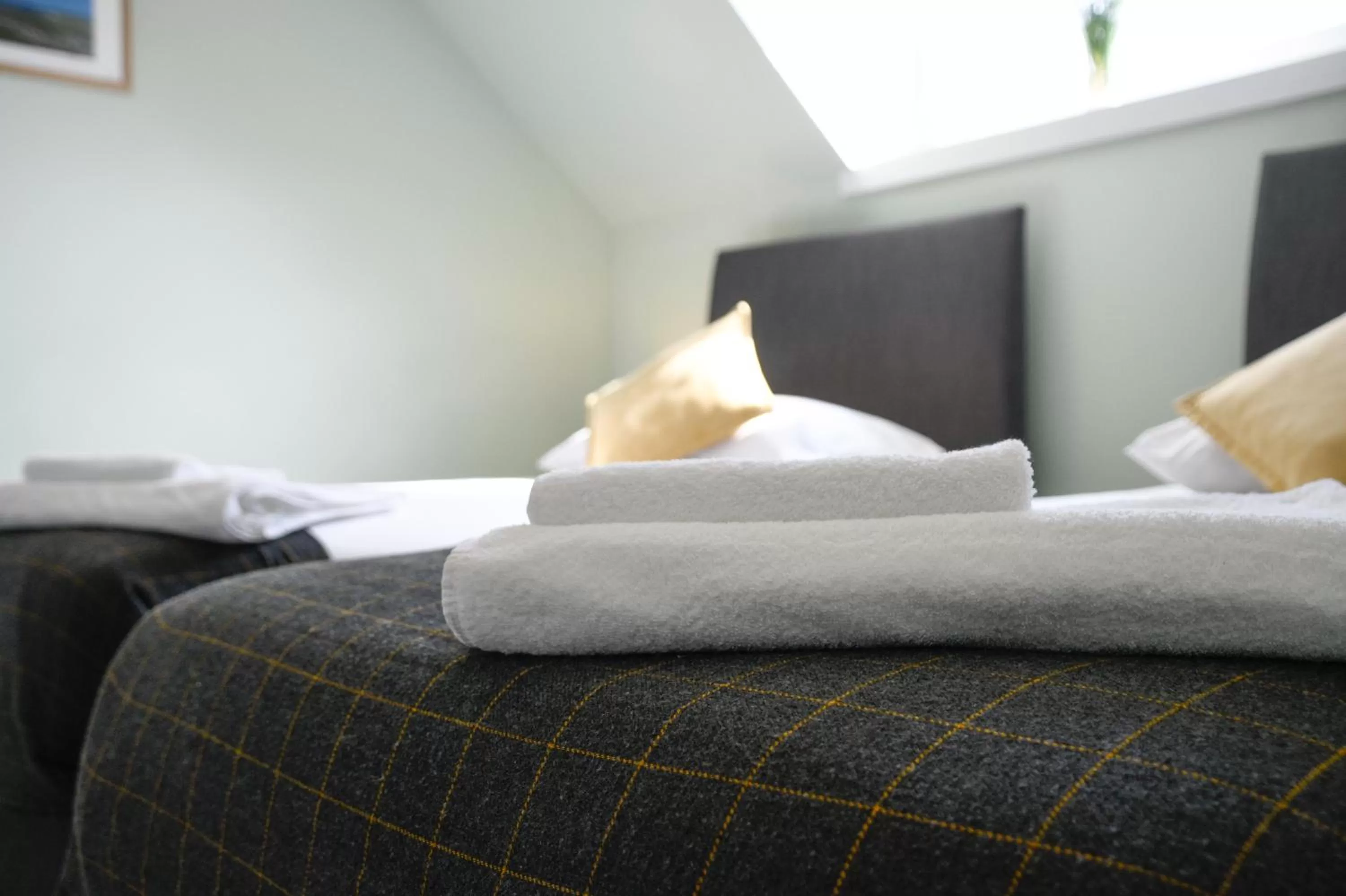 Bedroom, Bed in Fairhaven, Oban Town Centre