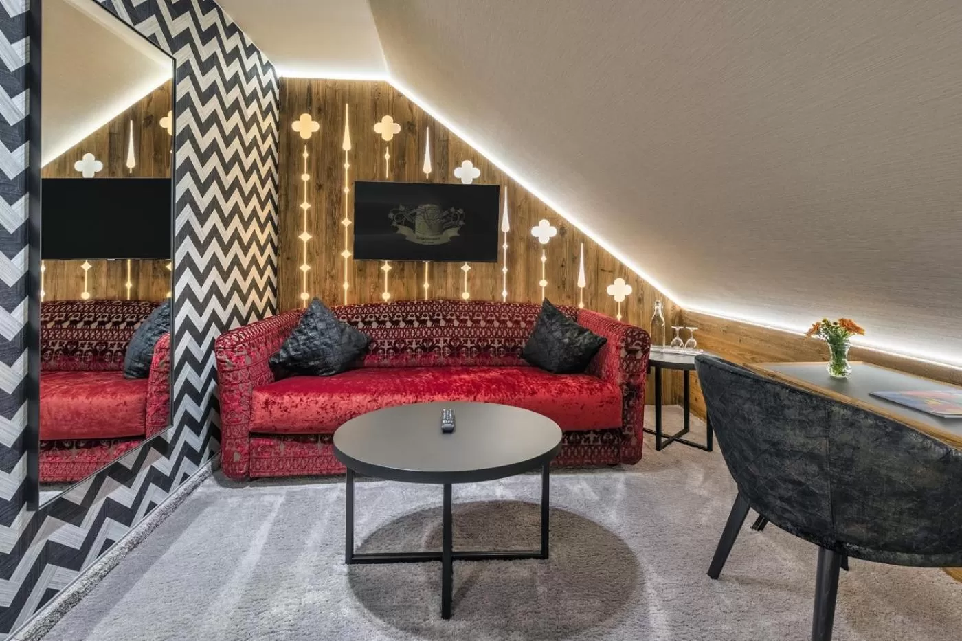 Seating area in Hotel Schäfflerwirt