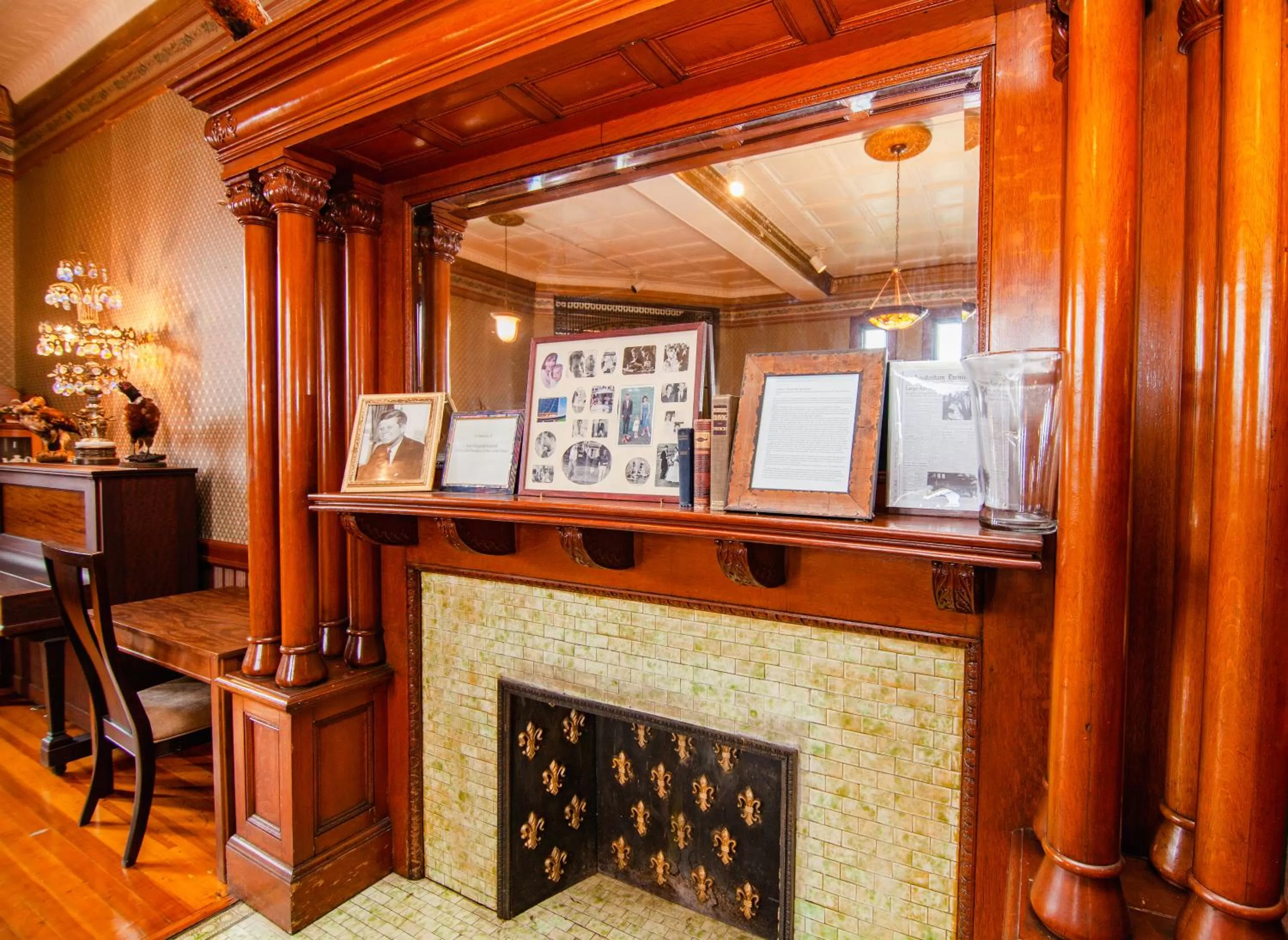 Seating area in Amsterdam Castle NY