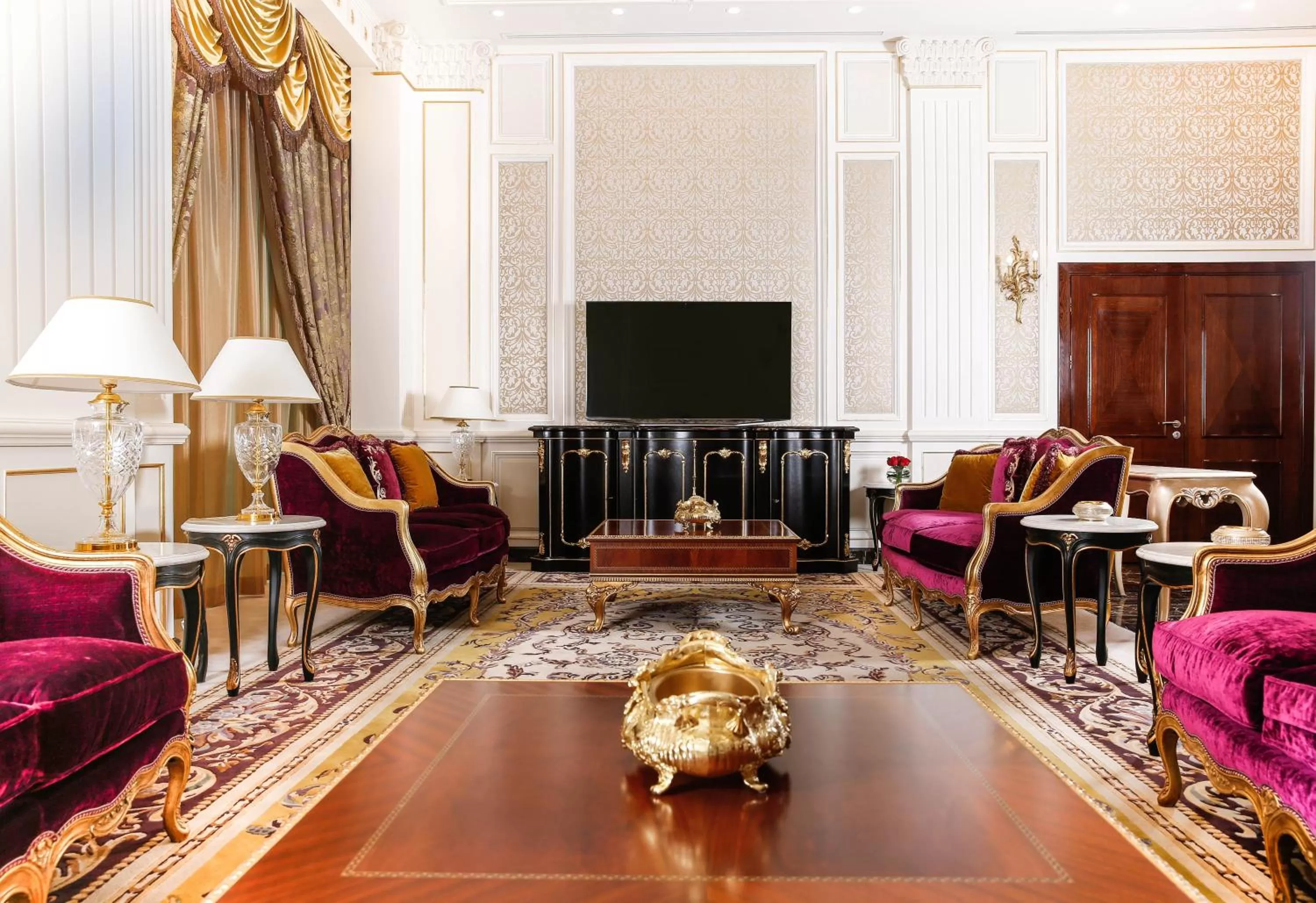 Bedroom in Crowne Plaza Kuwait Al Thuraya City by IHG