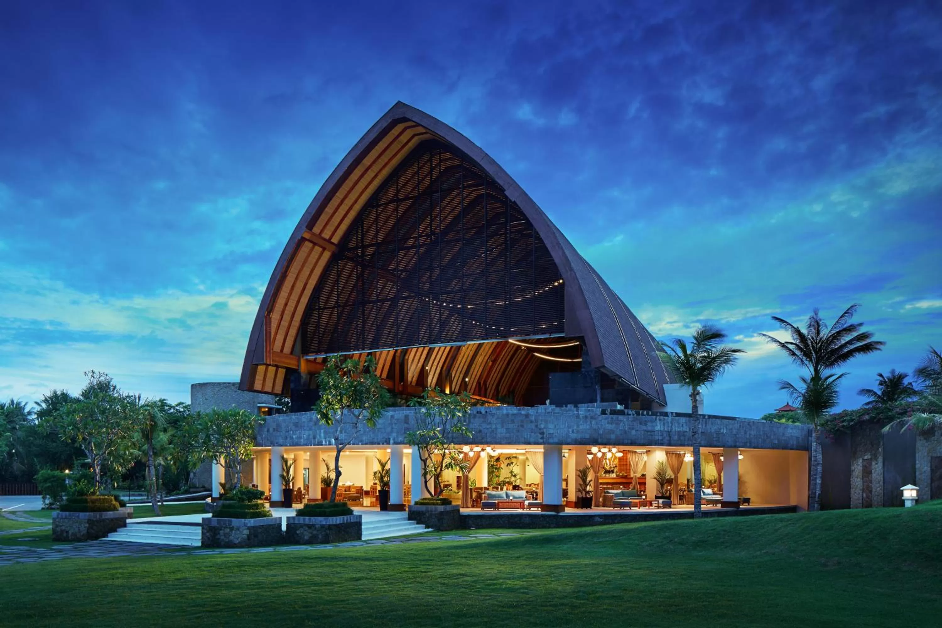 Restaurant/places to eat in MERUSAKA Nusa Dua