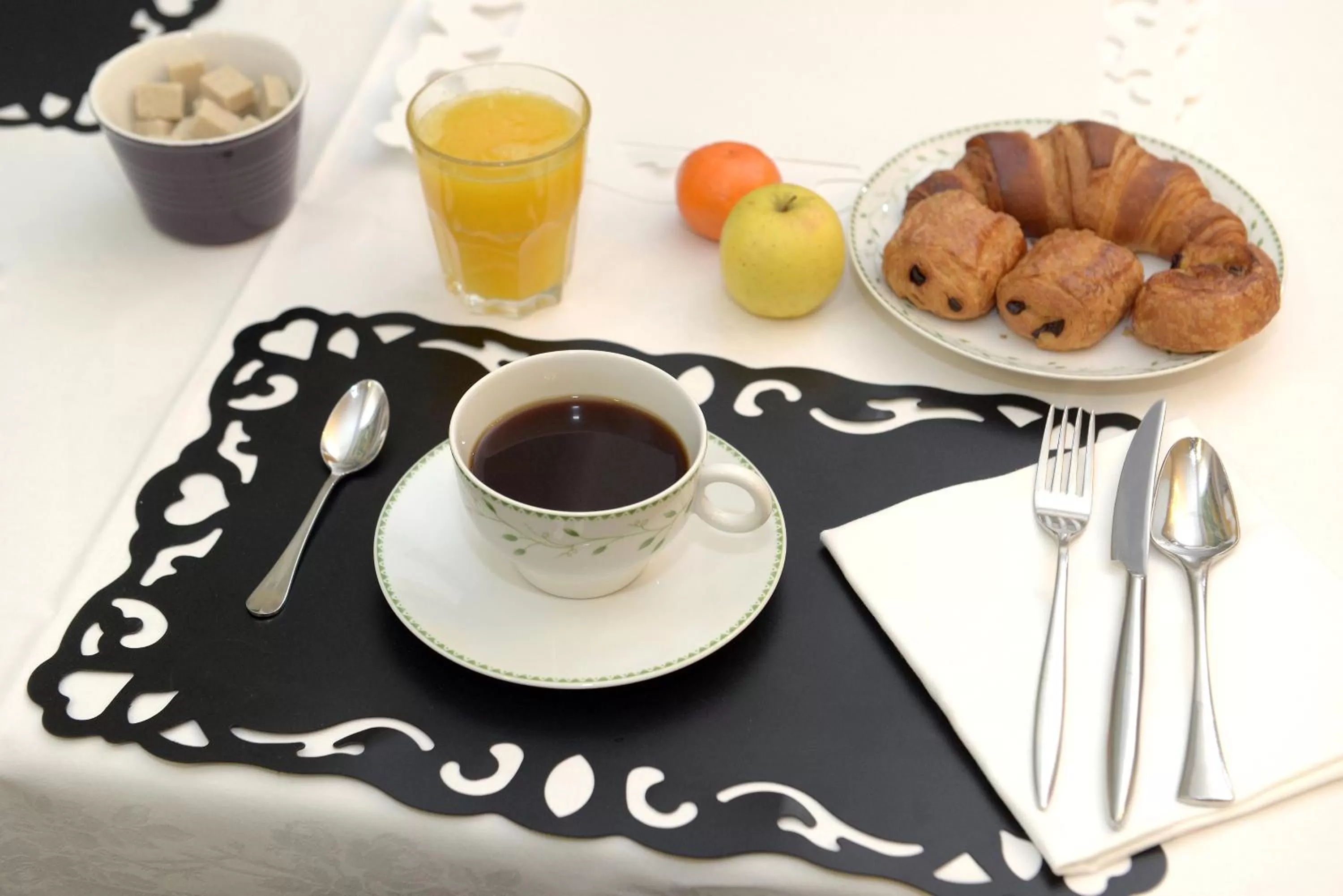 Food in Hôtel De France