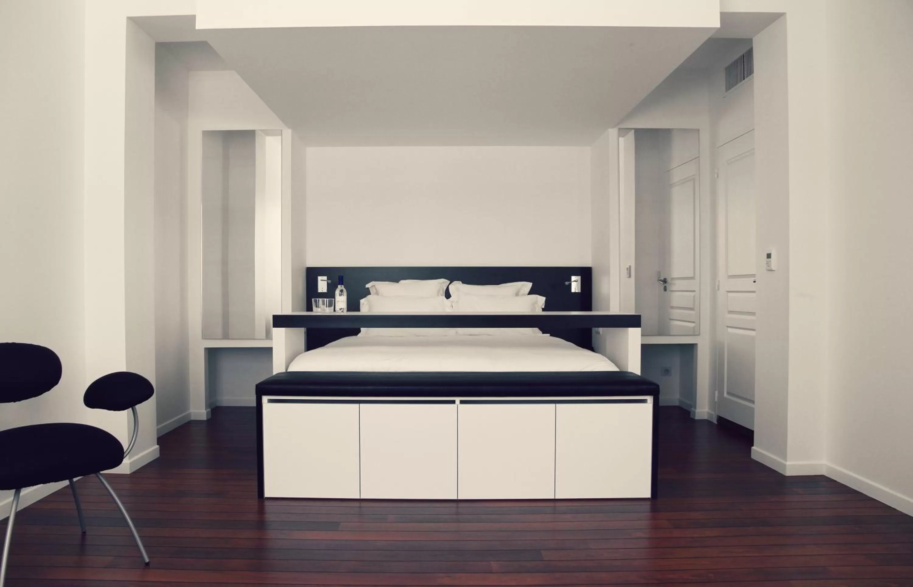 Photo of the whole room, Bed in Le Grand Hotel de la Plage