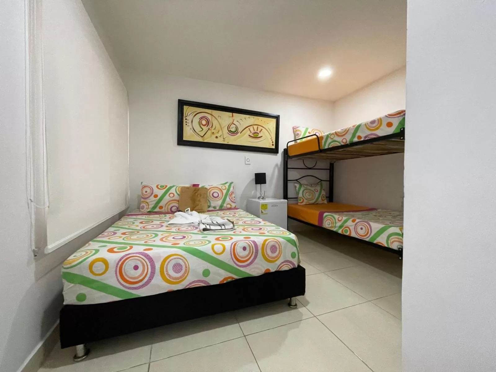 Photo of the whole room, Bed in Lindos apartaestudios y habitaciones en Ibague
