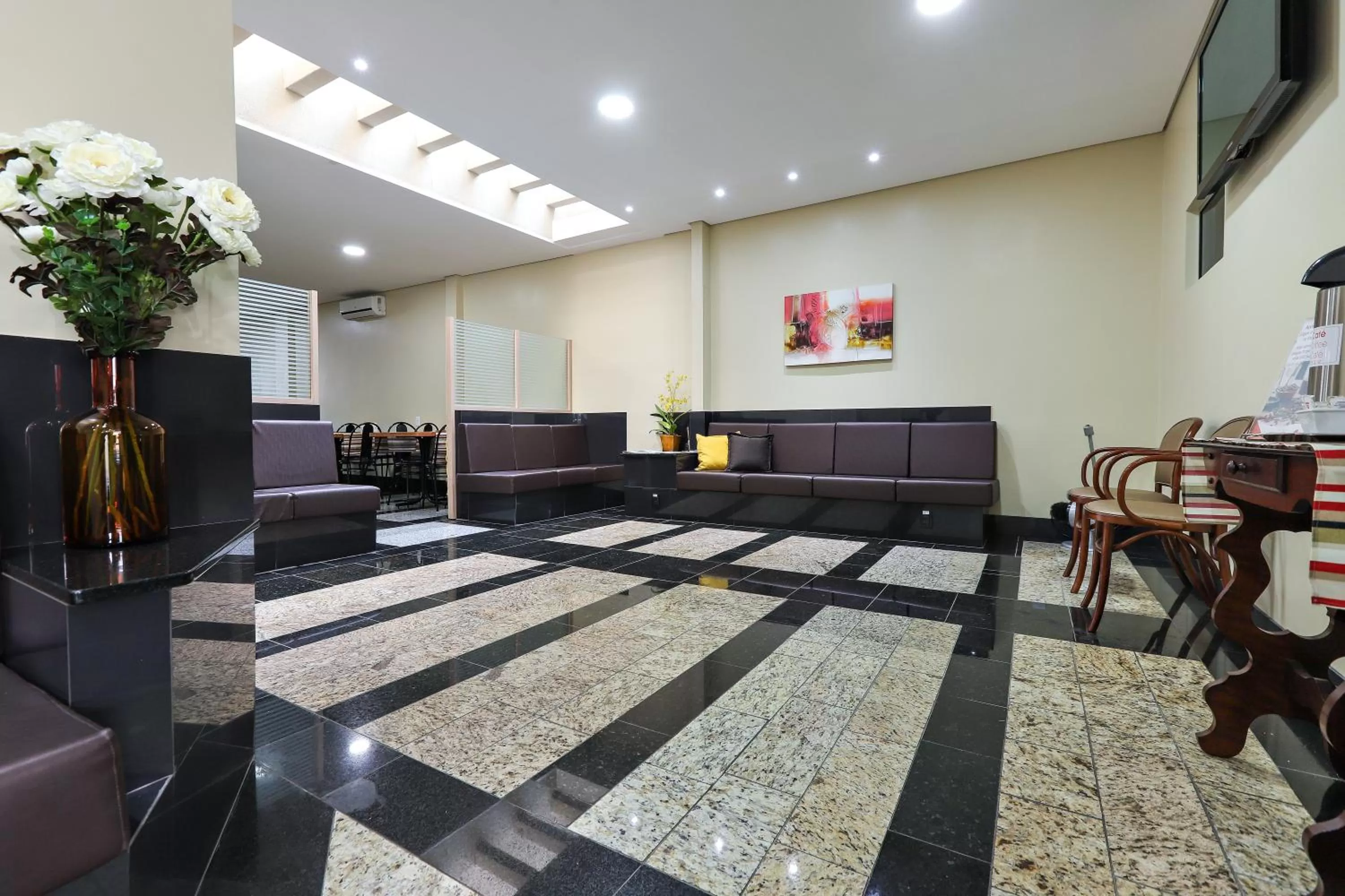 Lobby or reception in Hotel Express Terminal Tur - Rodoviária Porto Alegre