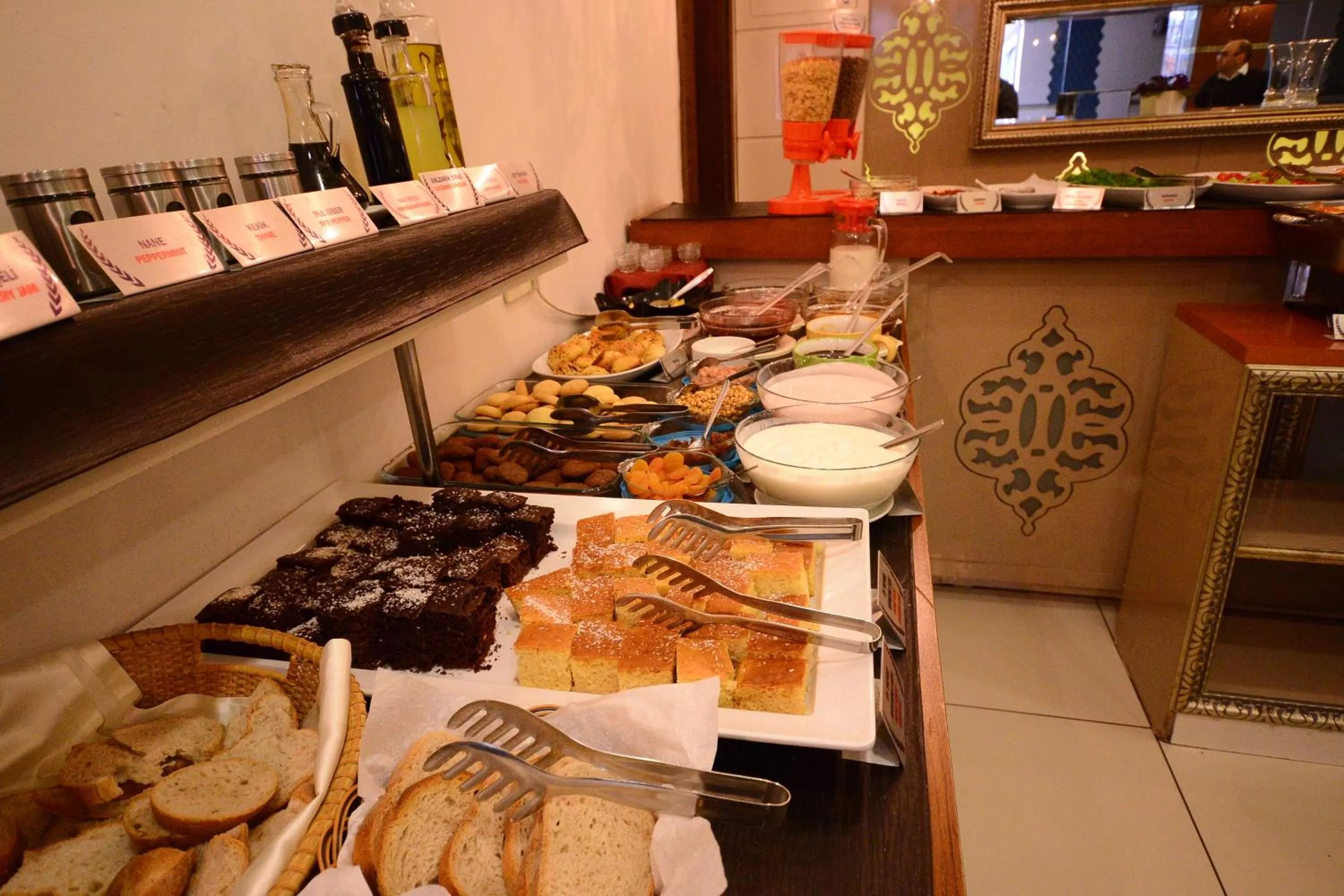 Buffet breakfast in Grand Anzac Hotel