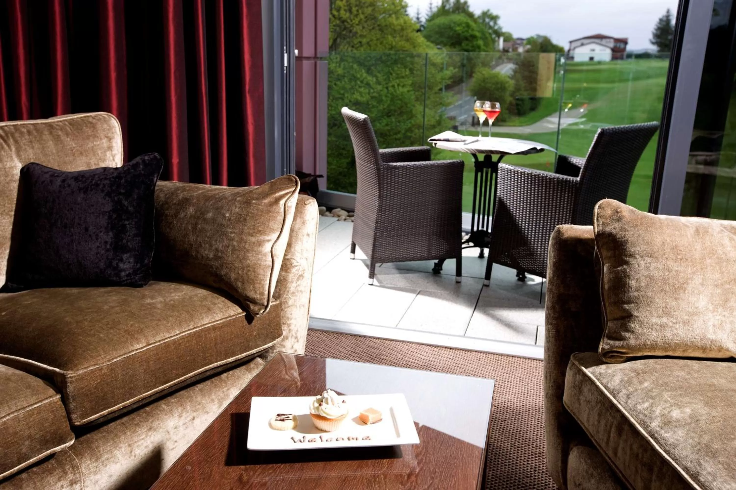 Photo of the whole room in Kingsmills Hotel