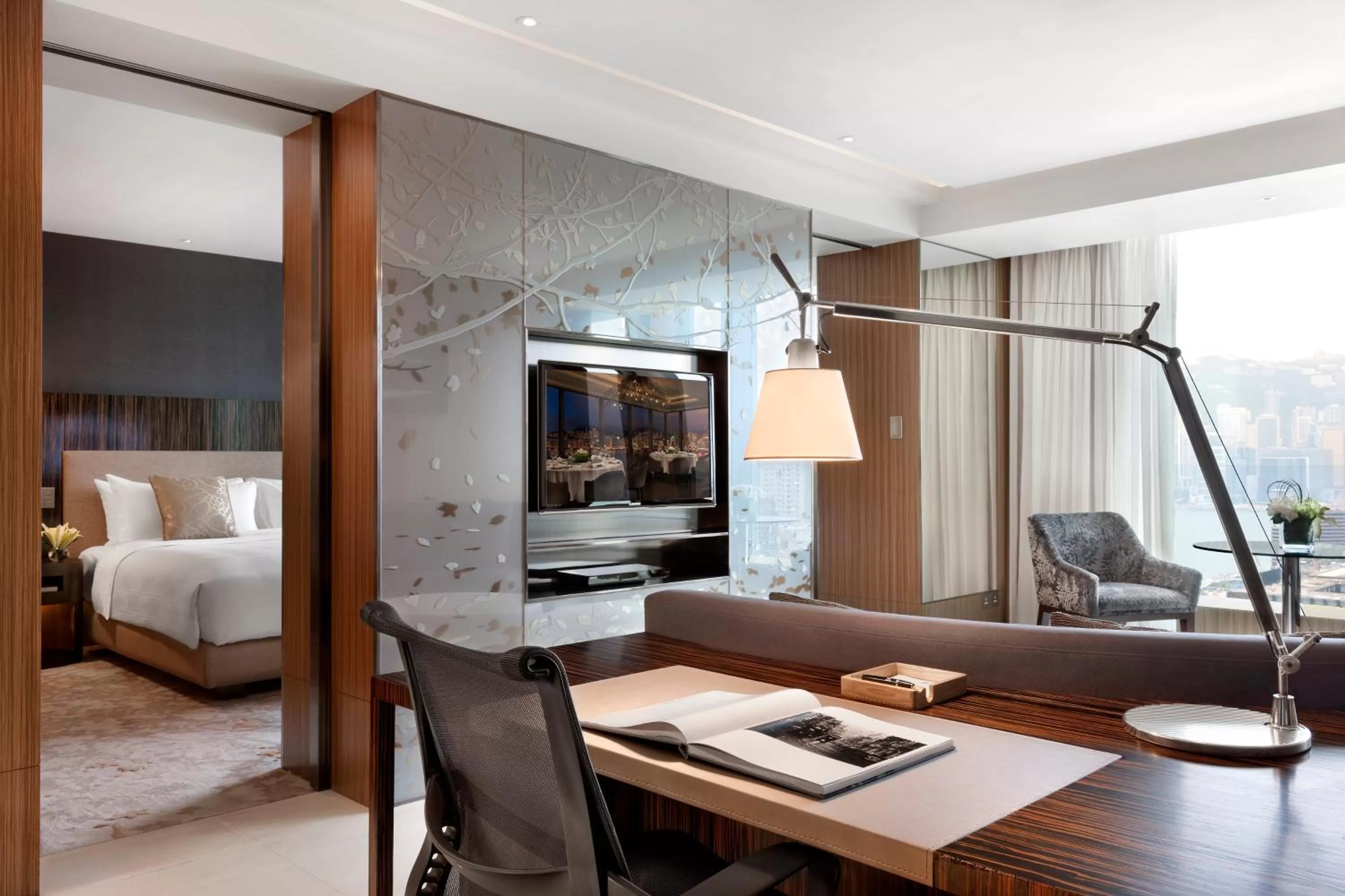 Living room, Bed in Hotel ICON