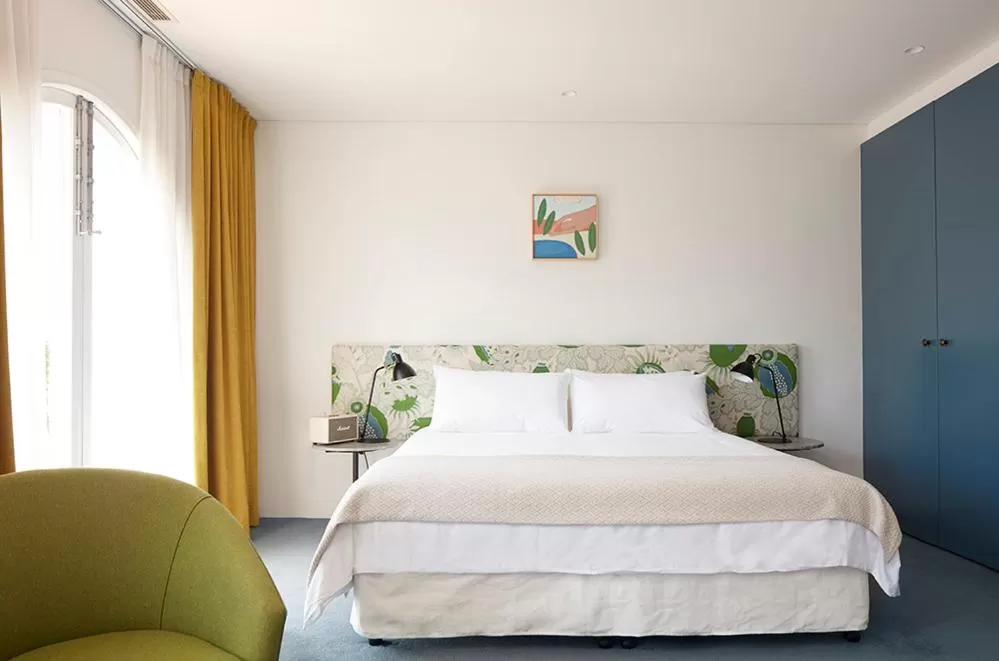 Bed in Hotel Ravesis