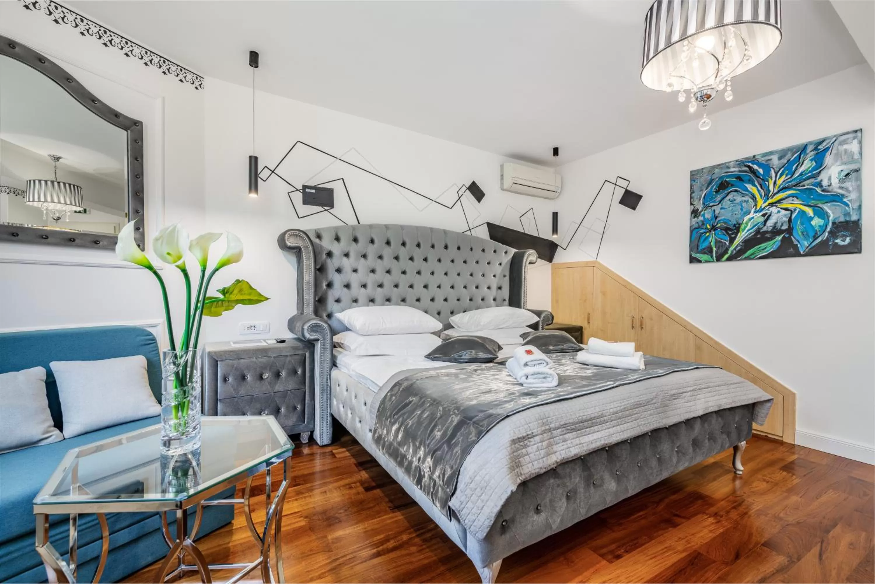 Bedroom, Bed in Galeria Valeria Seaside Downtown - MAG Quaint & Elegant Boutique Hotels