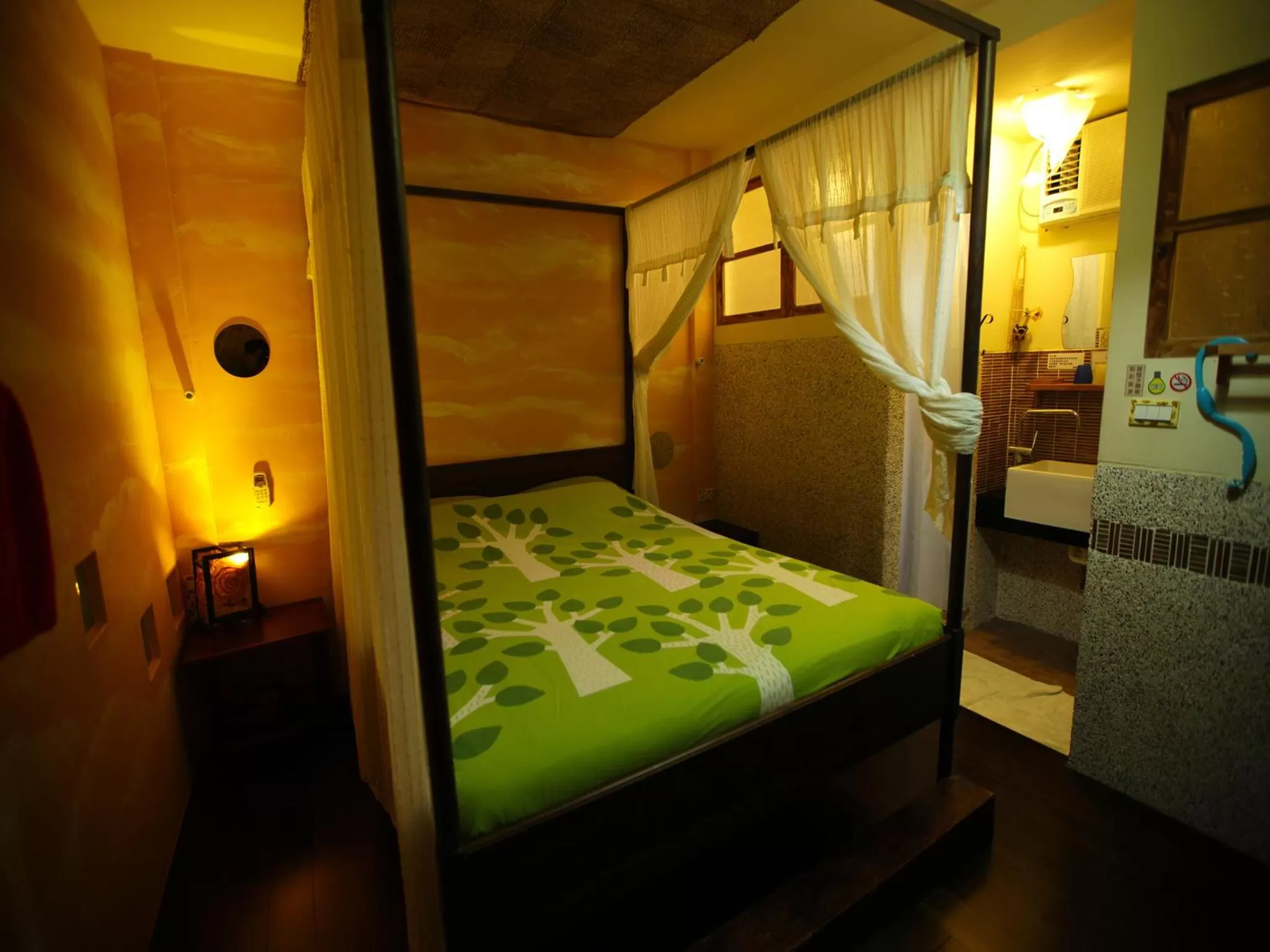 Bed in Sha Feng Lu Dian