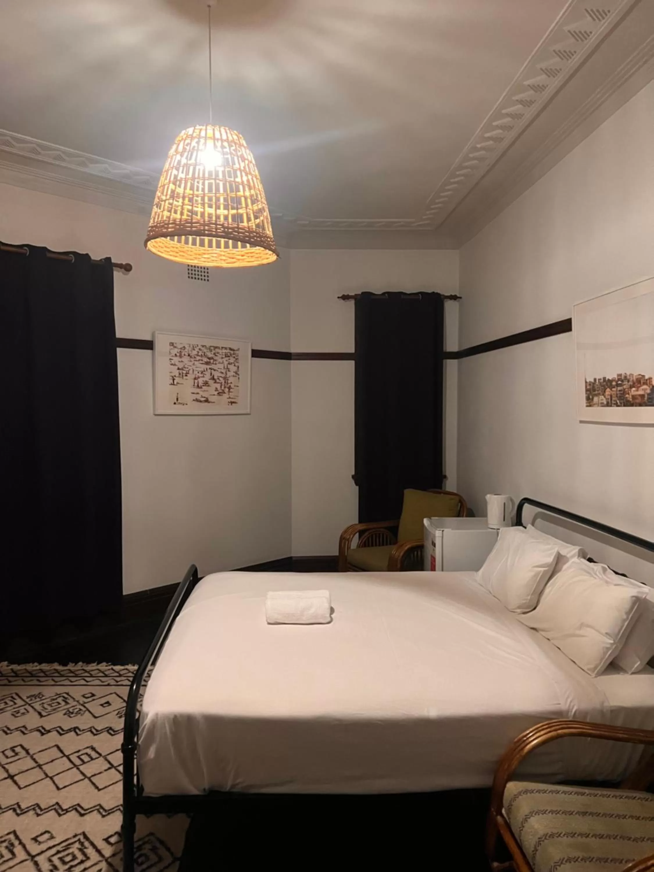 Bed in Charing Cross Hotel