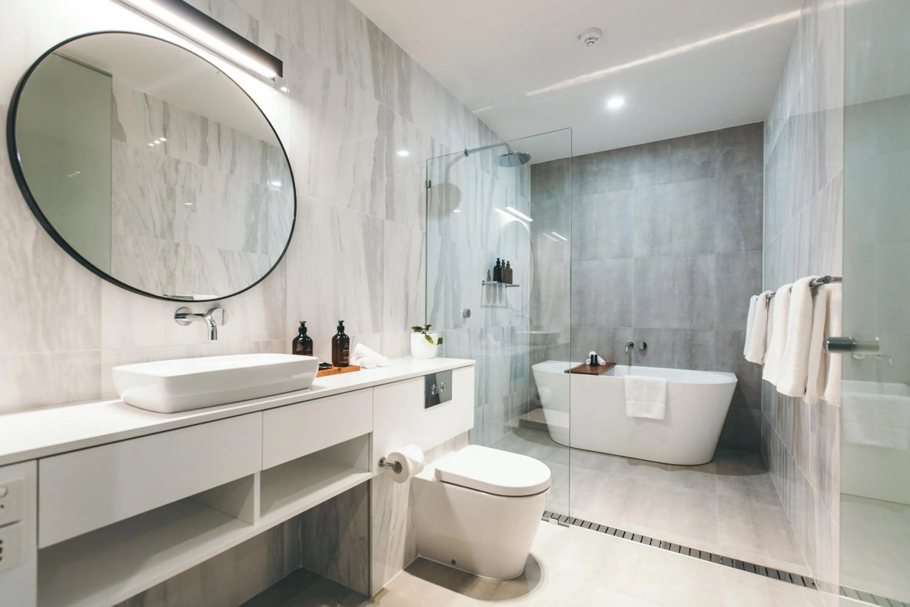 Shower in Maylands Lodge