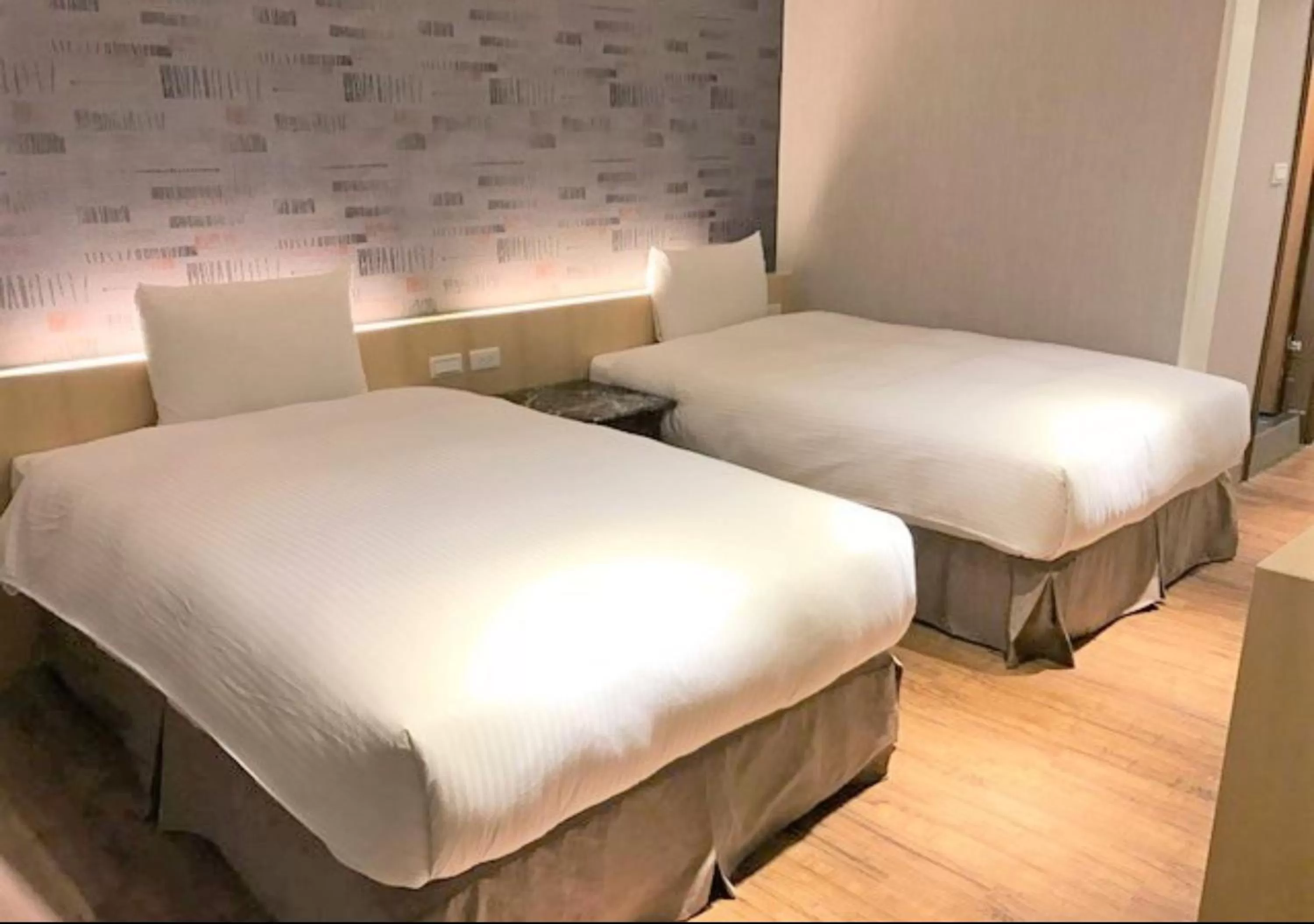 bunk bed in Simple Life Kaohsiung