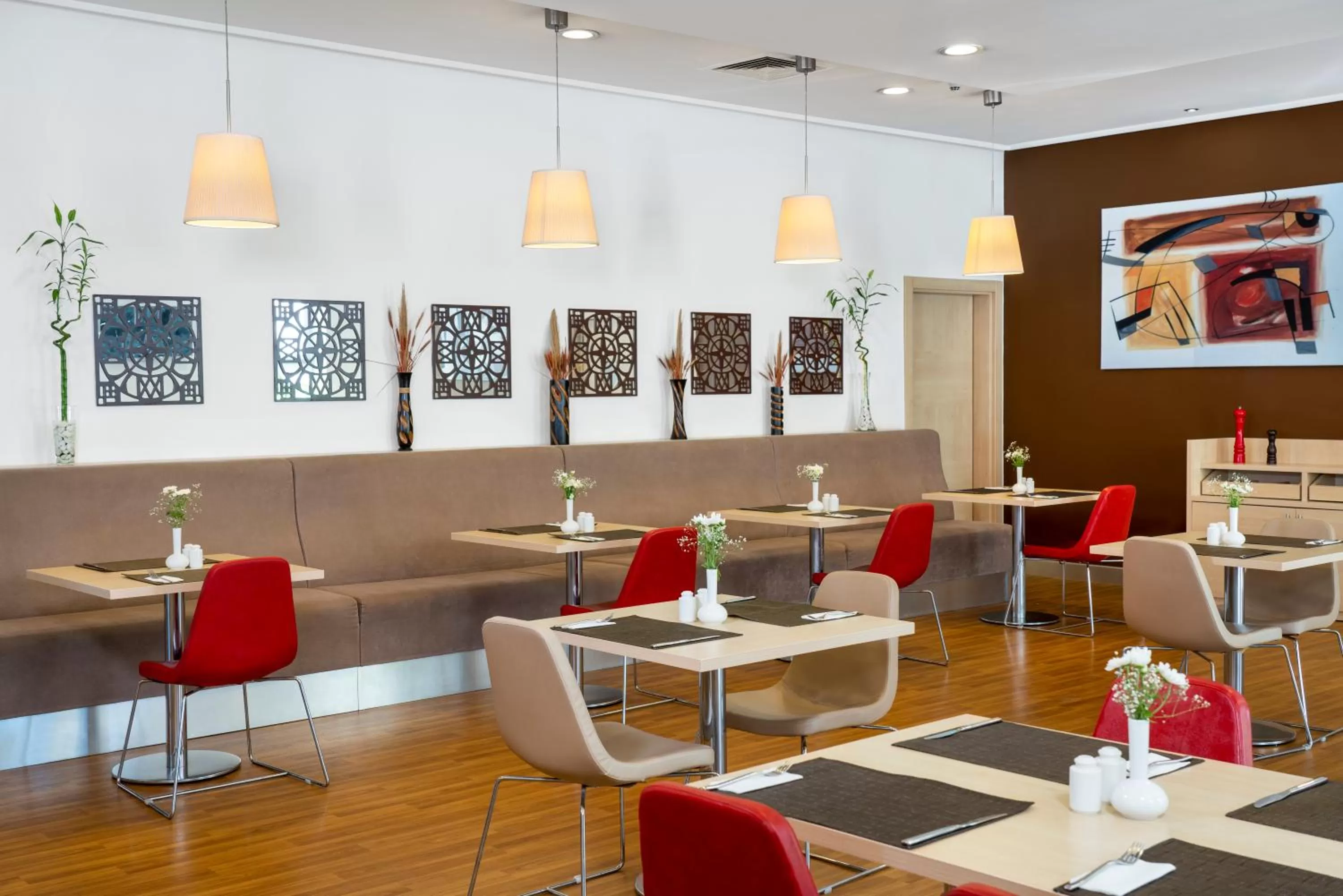 Restaurant/places to eat in ibis Adana