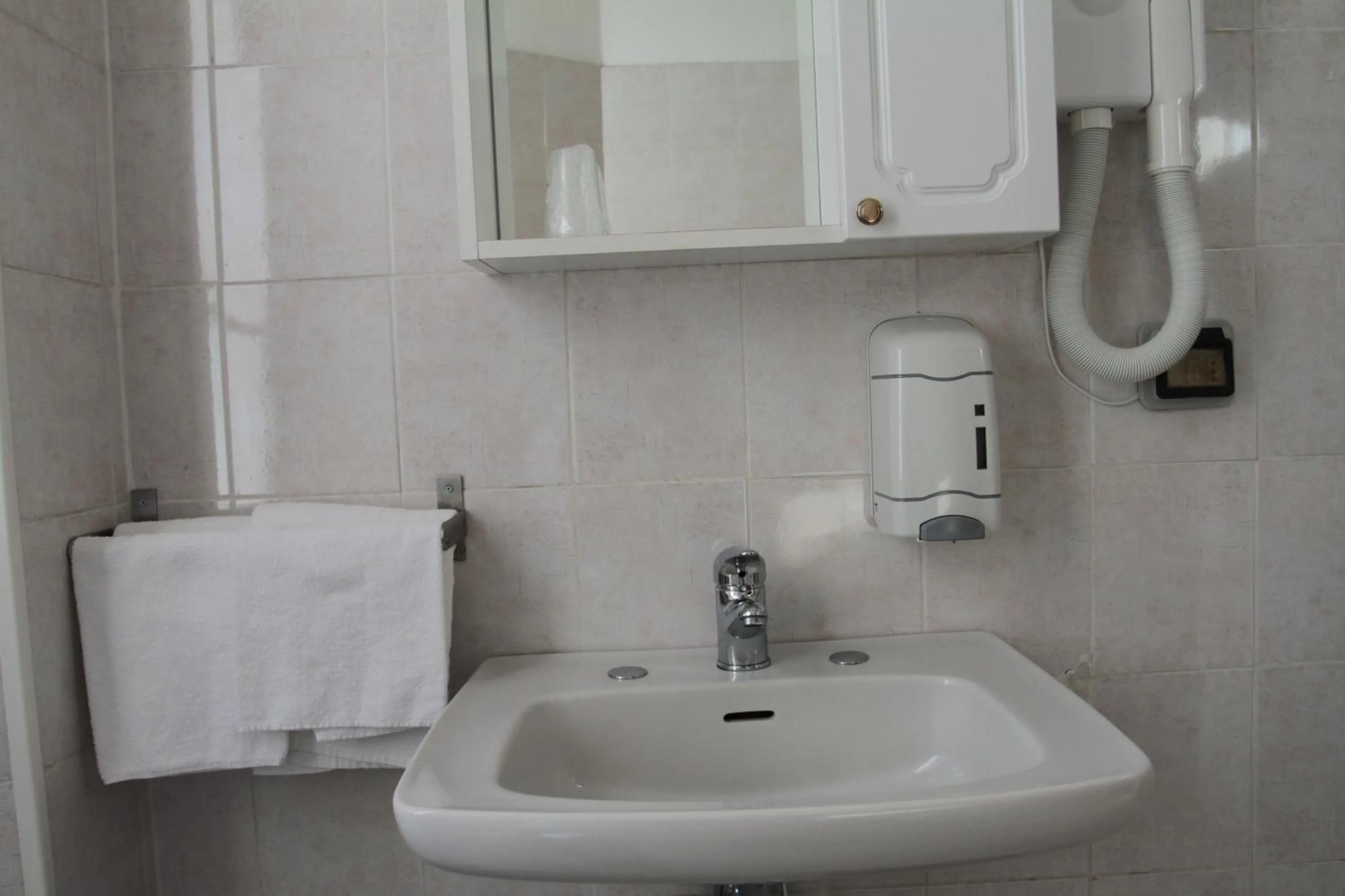 Bathroom in Hotel Domodossola