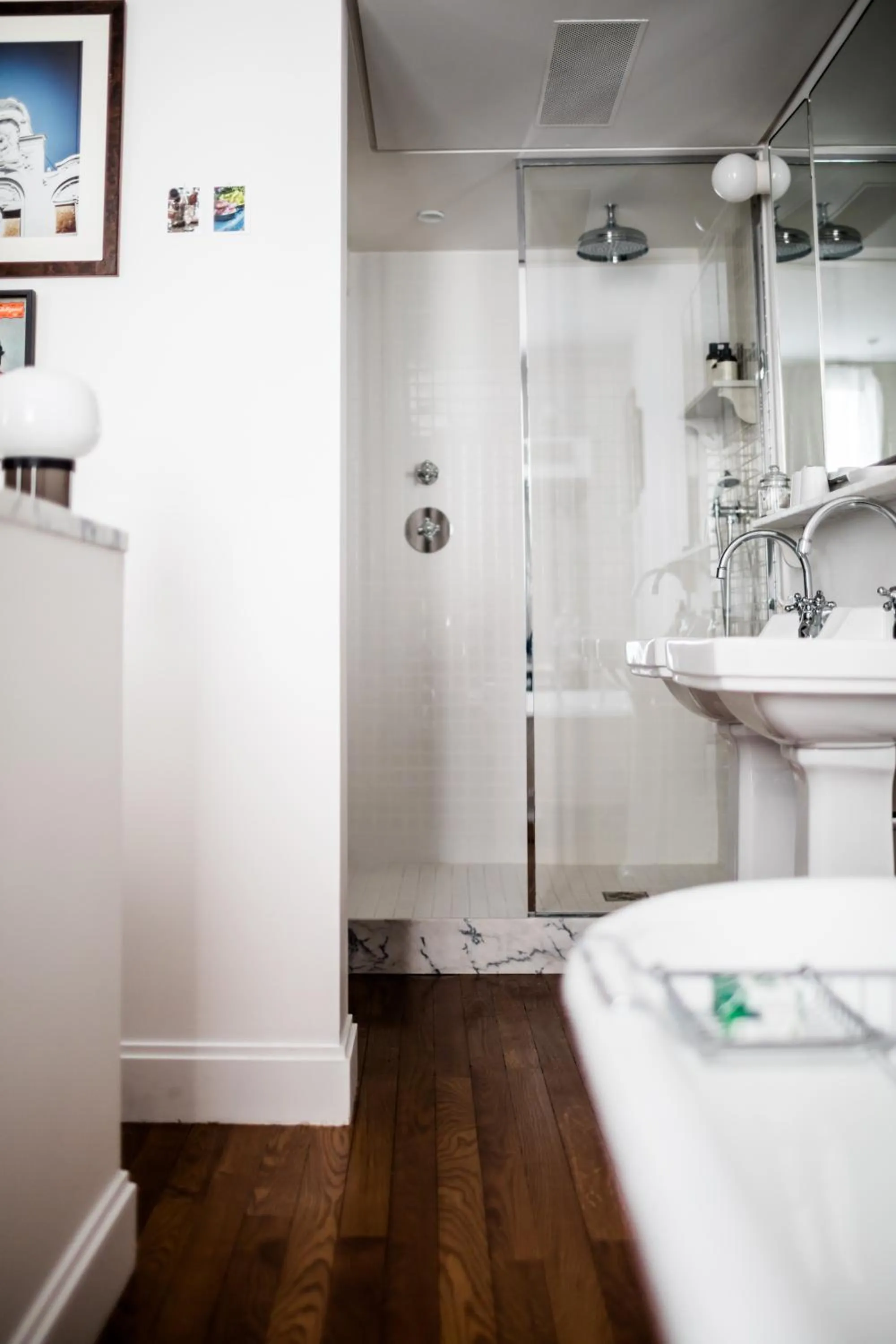 Photo of the whole room in Le Pigalle, a Member of Design Hotels