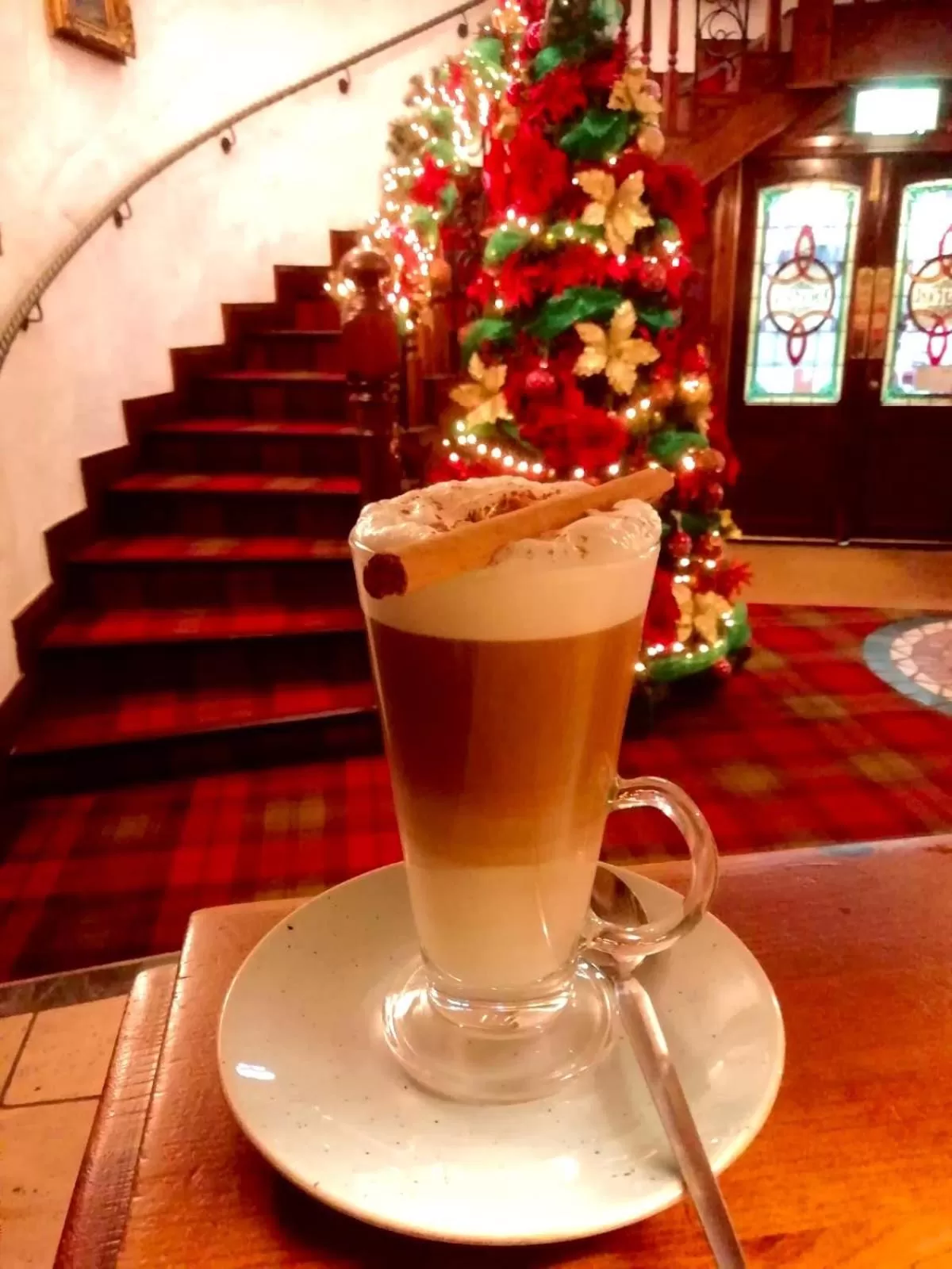 Coffee/tea facilities in Walsh's Hotel and Apartments