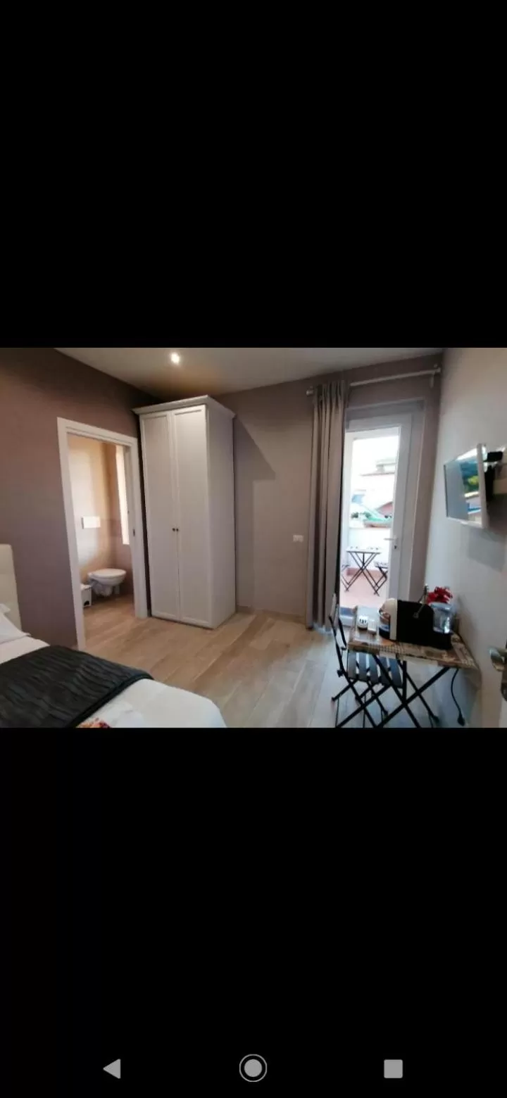 Bed in B&B Purple Italy