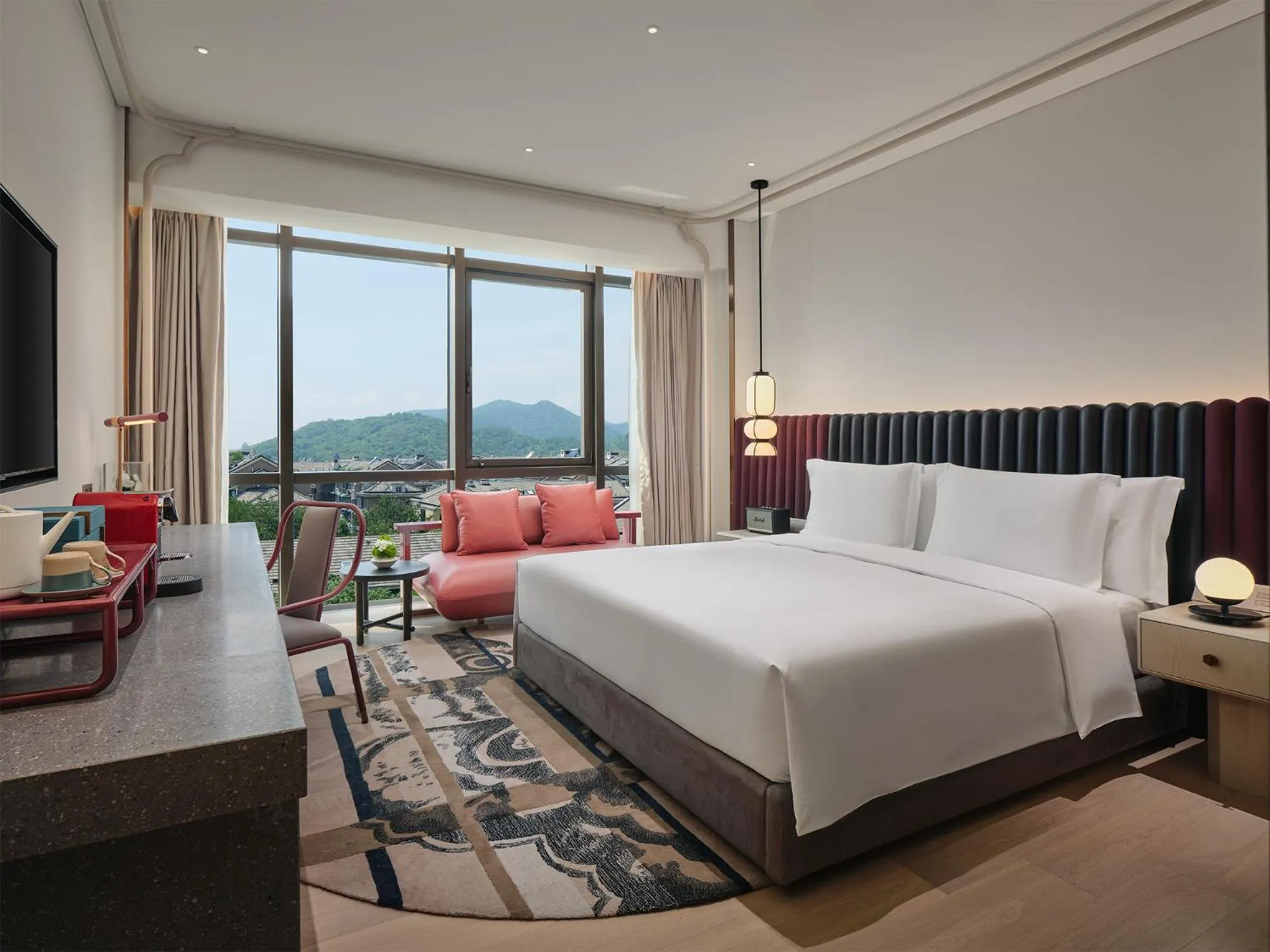 Bed in Hotel Indigo Hangzhou Uptown,Close to Westlake , boutique design hotel with freeflow minibar