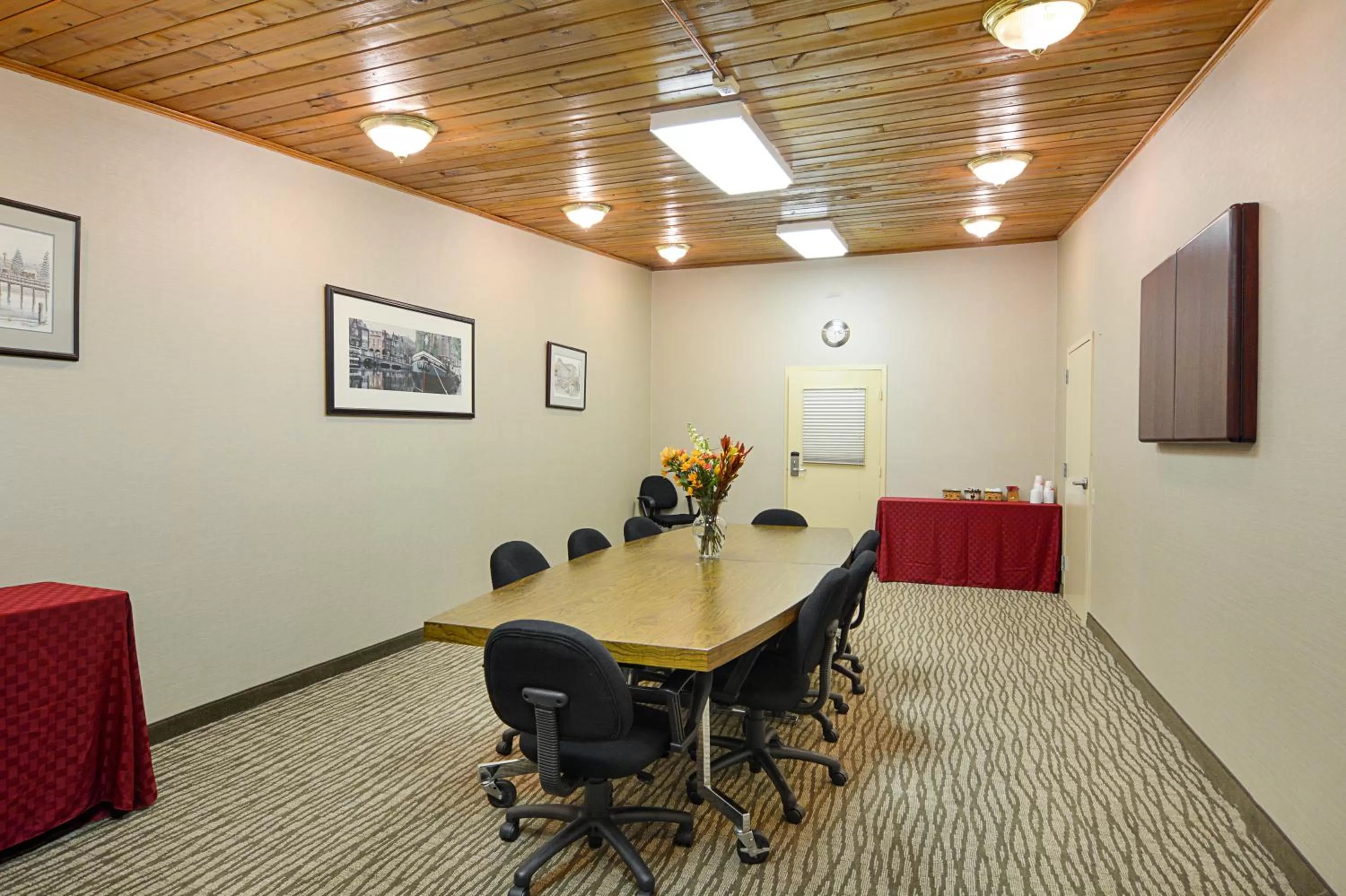 Meeting/conference room in Quality Inn Winchester
