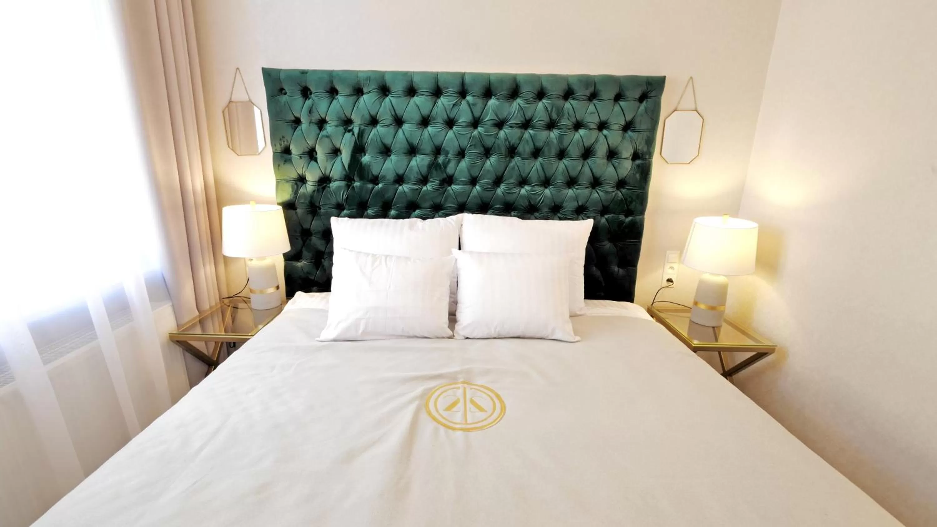 Photo of the whole room, Bed in SZEWSKA 22 BOUTIQUE