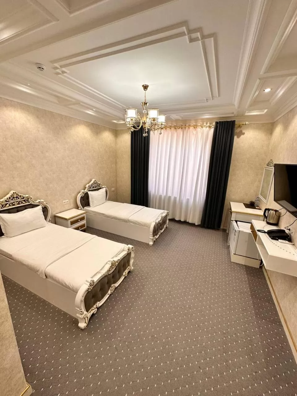 Photo of the whole room, Bed in Suleyman hotel