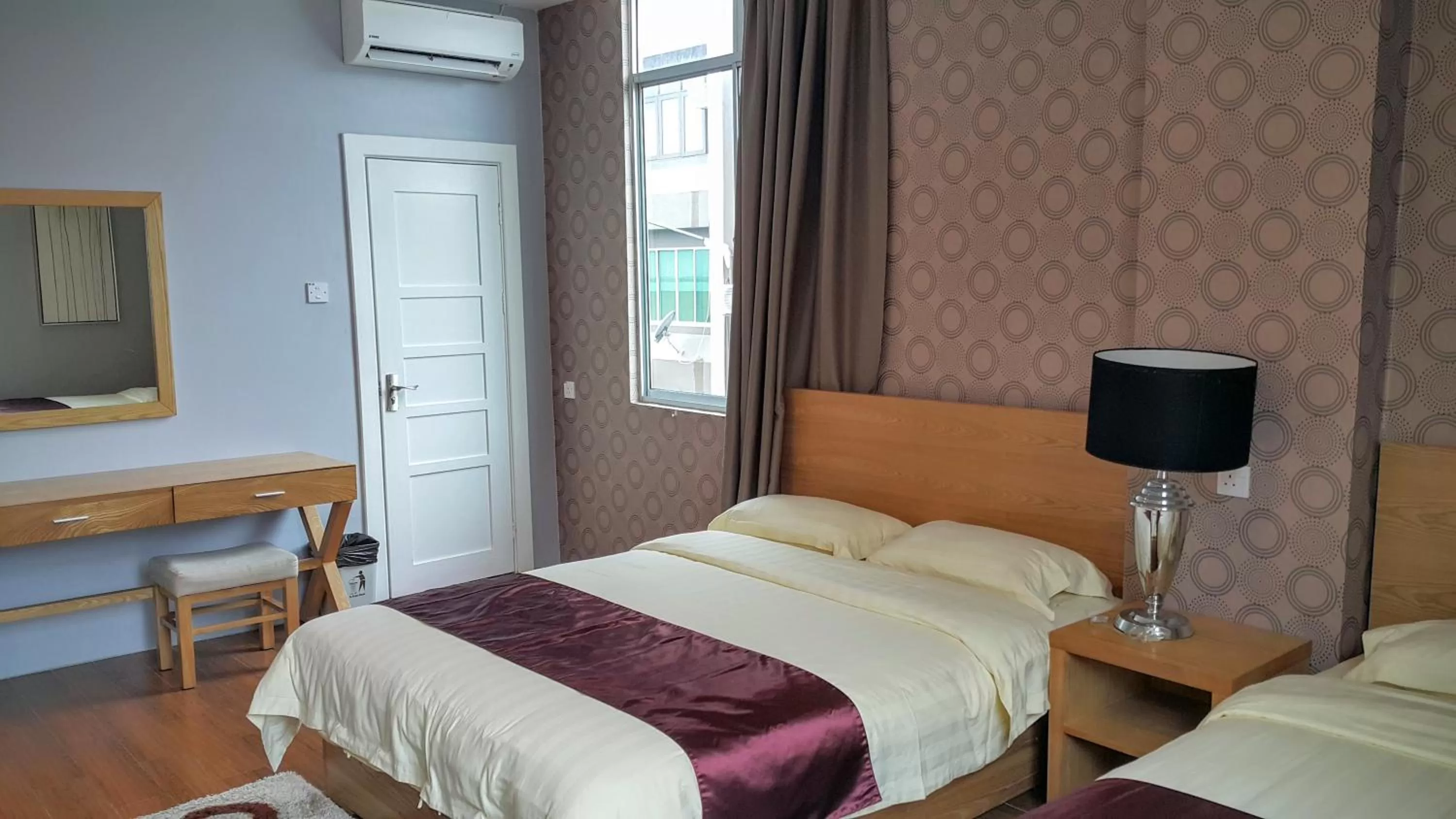 Bedroom, Bed in Residence 21 Boutique Inn