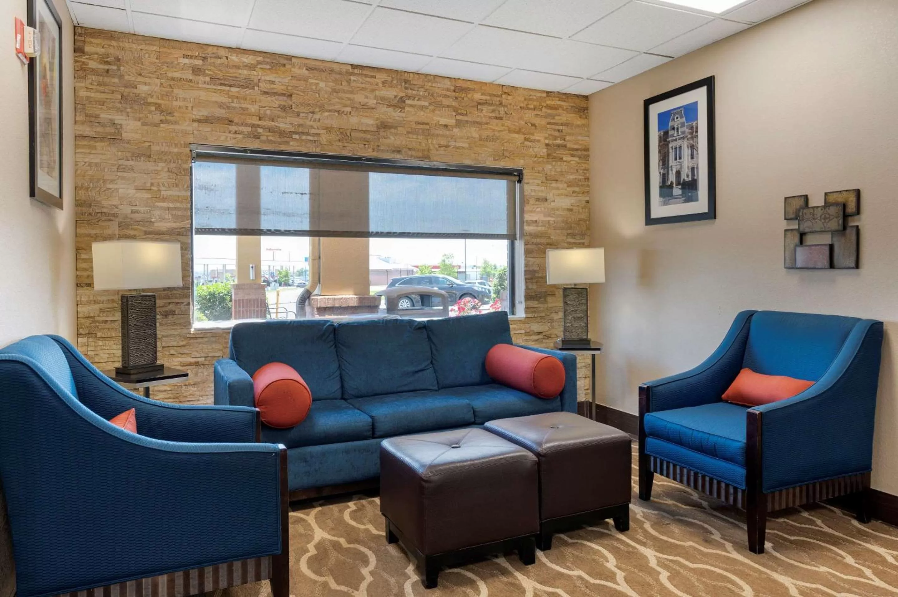 Lobby or reception in Comfort Suites Miamisburg - Dayton South