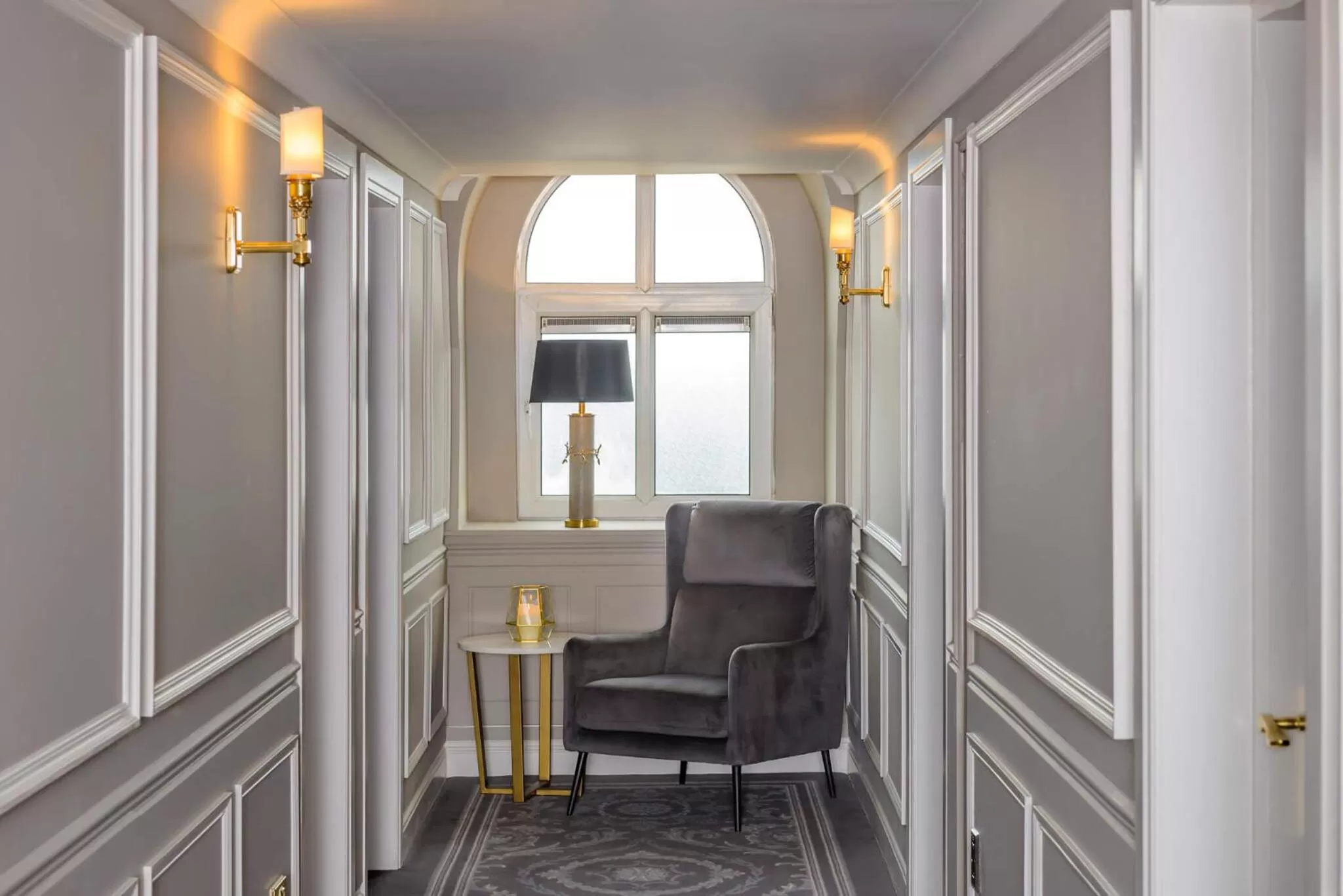 Seating area in Killarney Dromhall Hotel