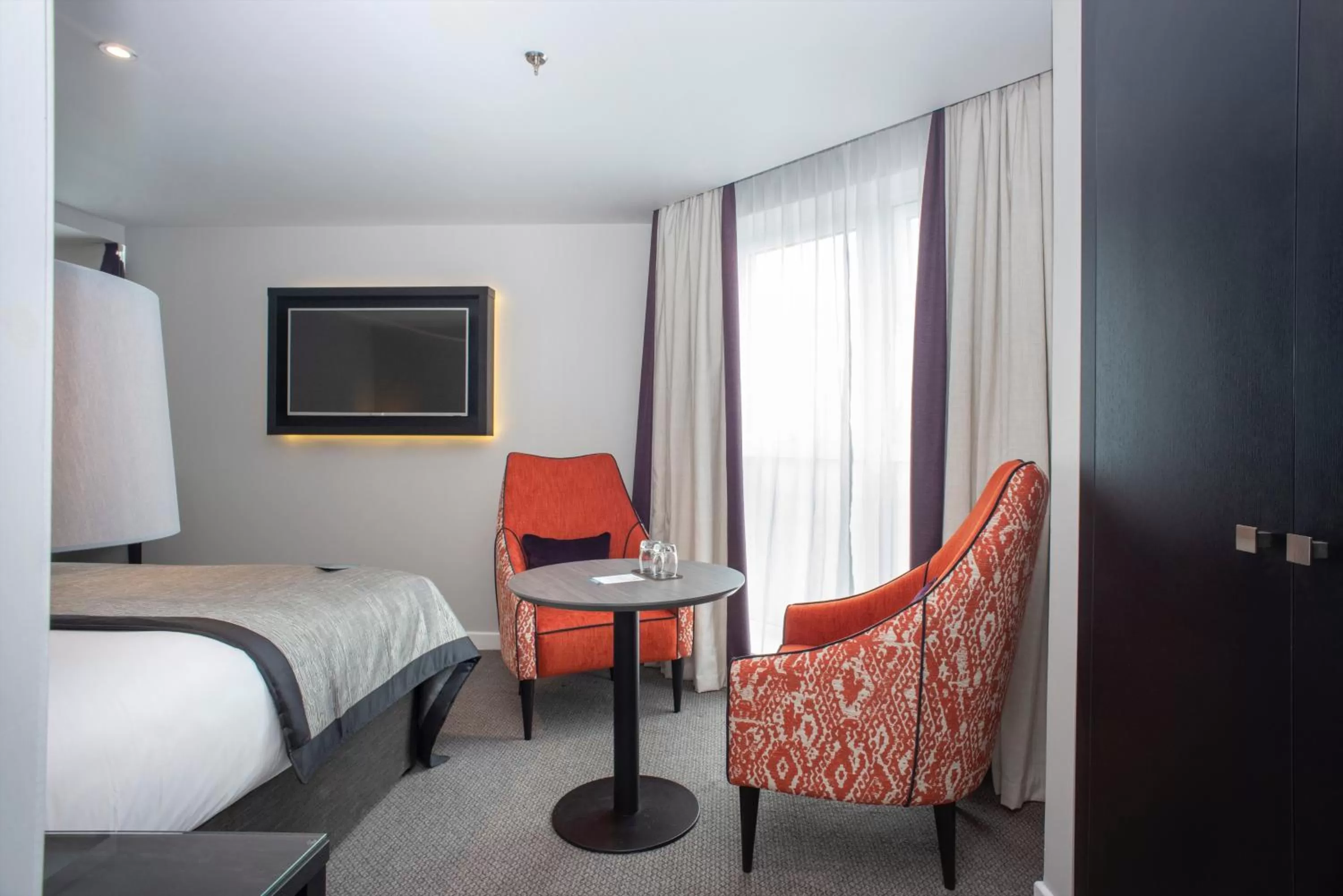 TV and multimedia, Bed in Ten Hill Place