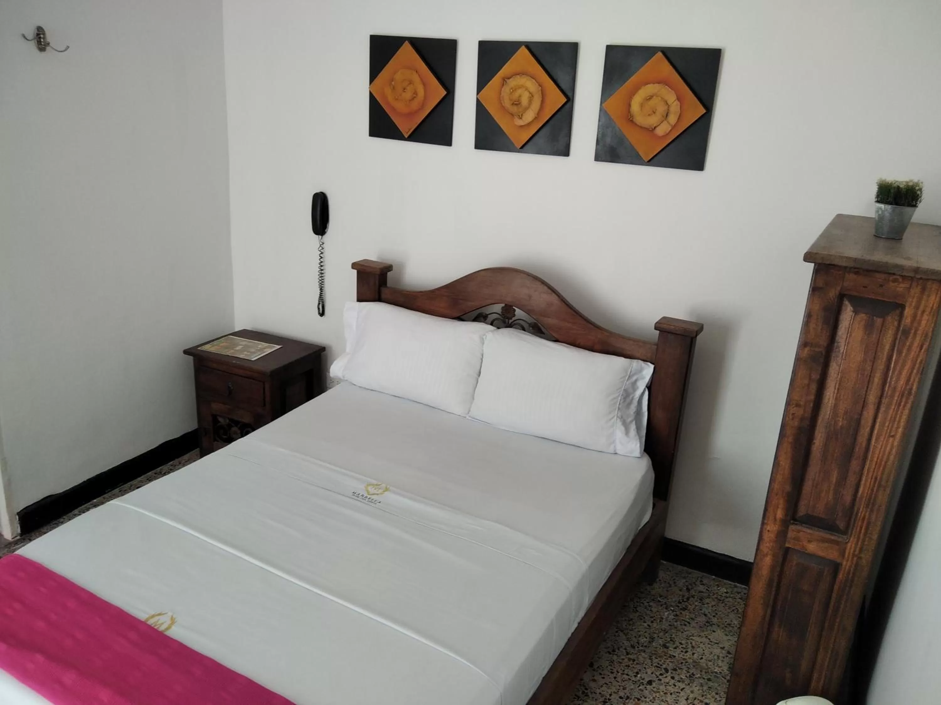 Photo of the whole room, Bed in HOTEL MACEO MELGAR