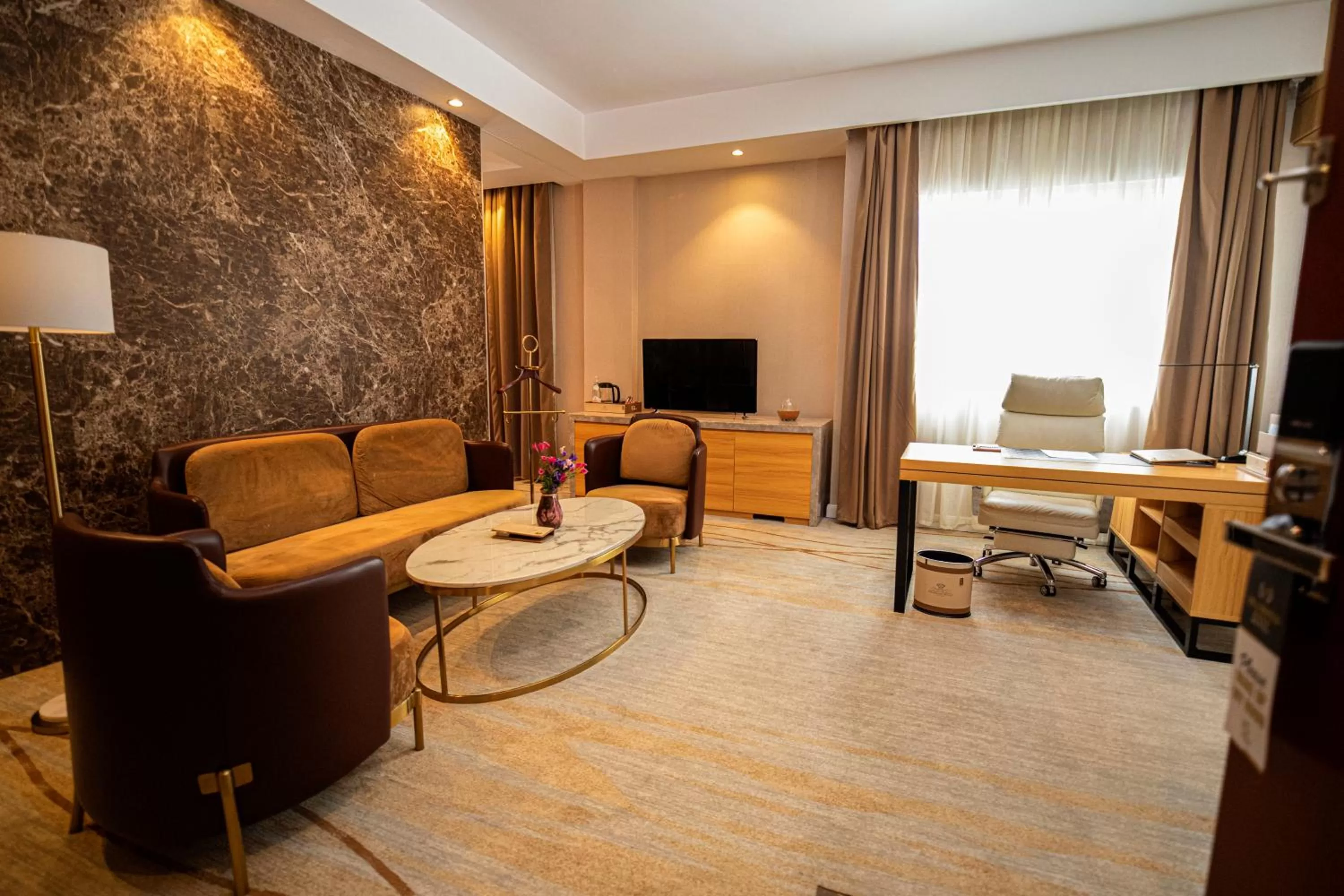 Living room, Seating Area in Hotel Diamond Prishtina