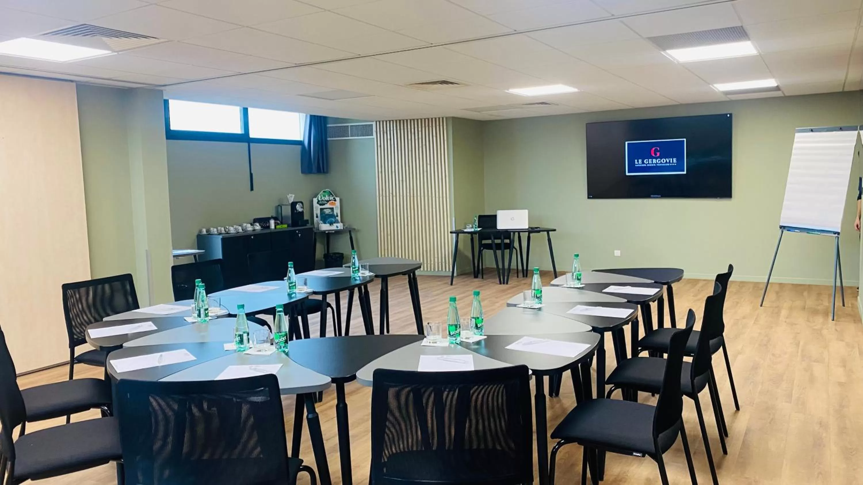 Meeting/conference room in Best Western Plus Hôtel Gergovie