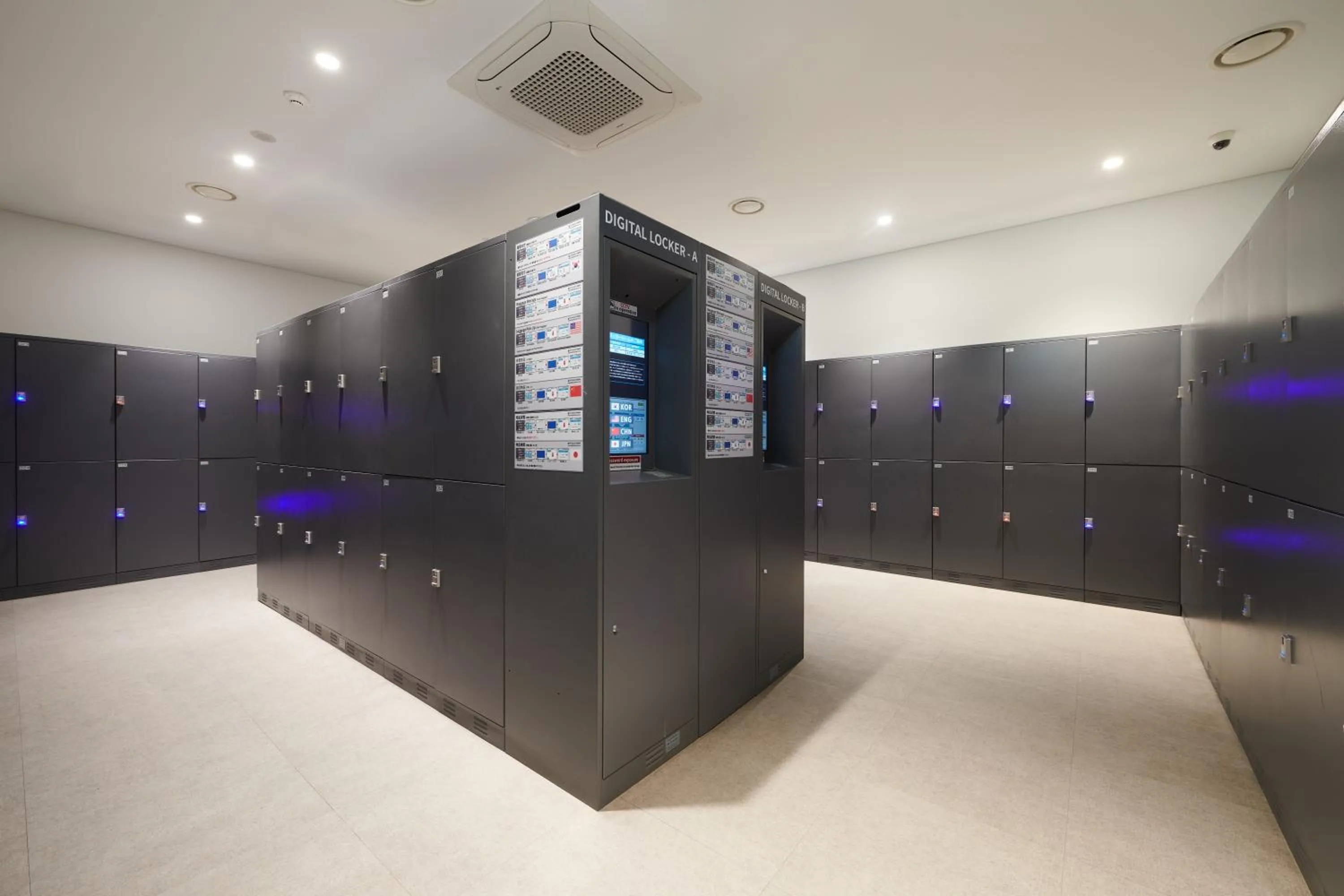 microwave in Nine Tree by Parnas Seoul Dongdaemun