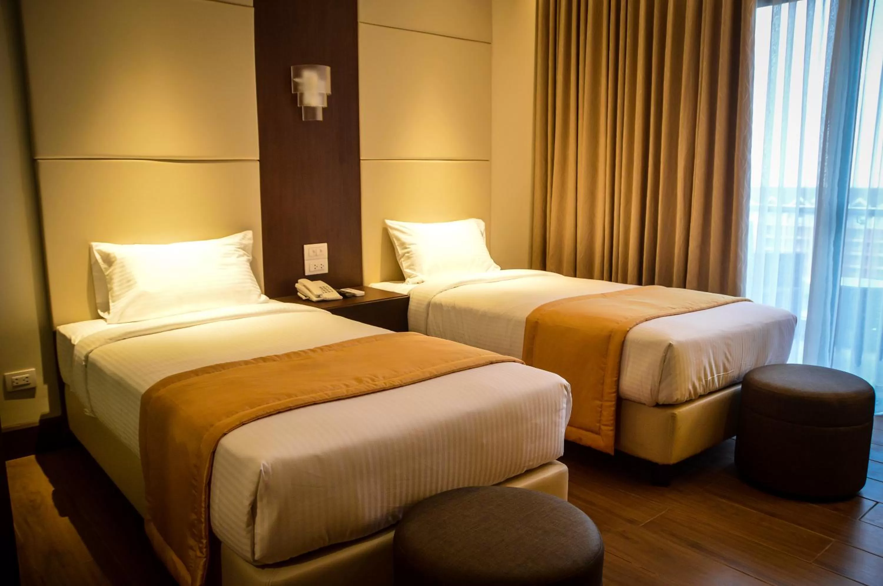 Bedroom, Bed in Hotel Monticello Tagaytay