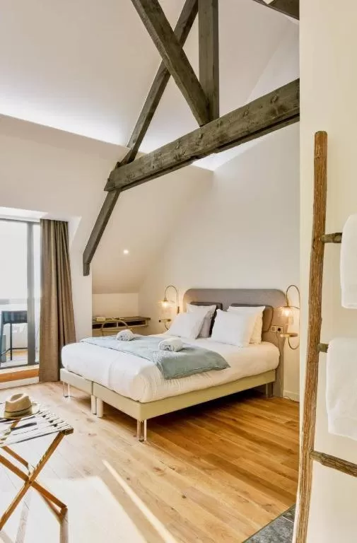 Deluxe Double Room with Balcony and Sea View in Pavillon de la plage