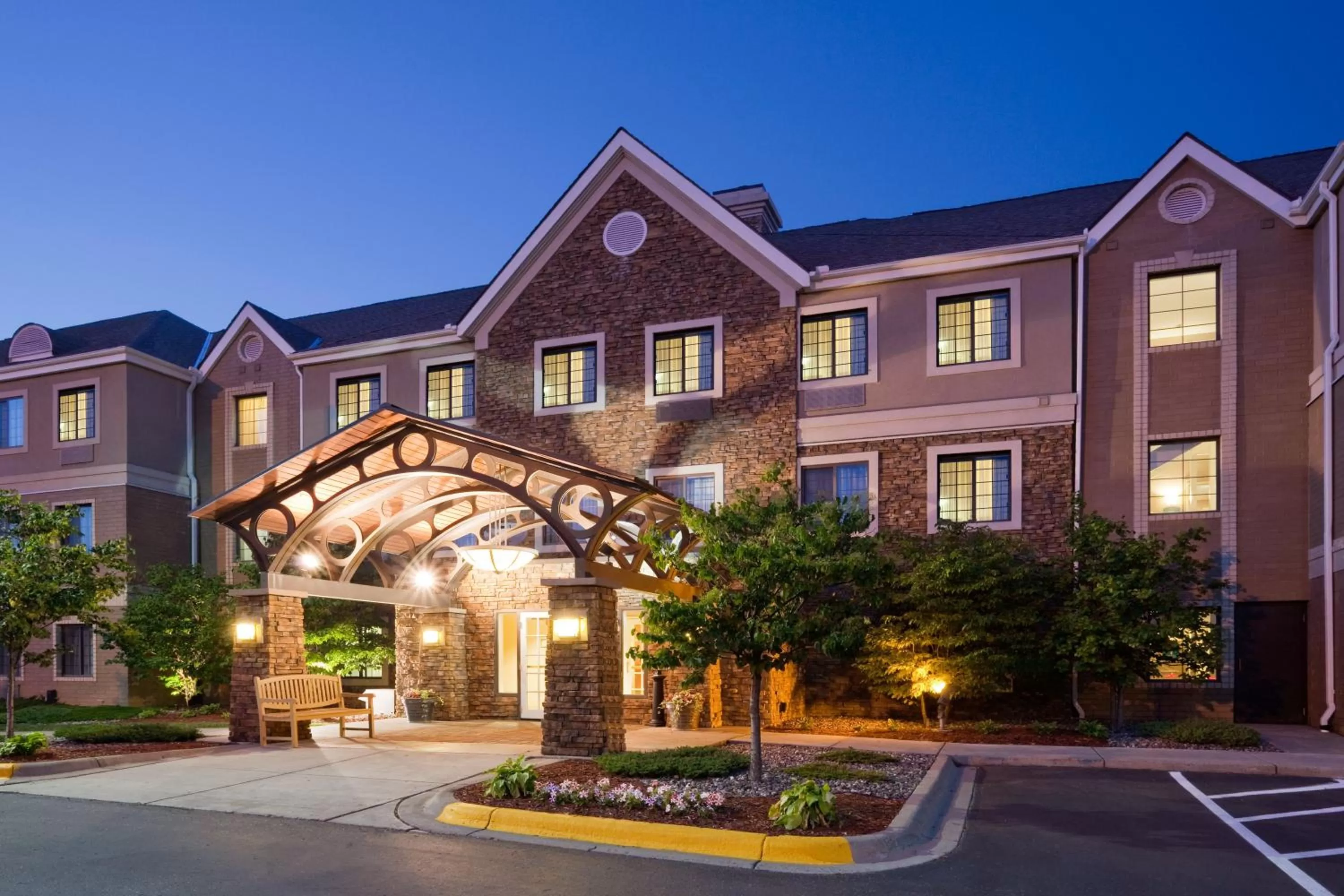 Staybridge Suites Minneapolis-Maple Grove by IHG