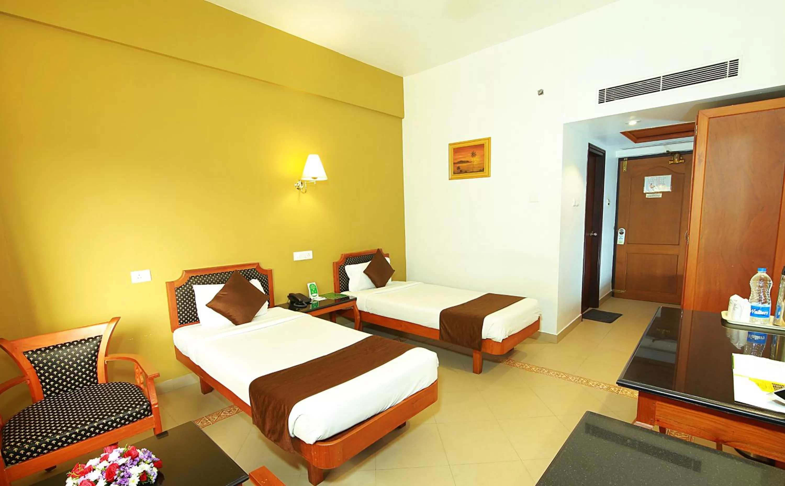 Bedroom in Royal Omars