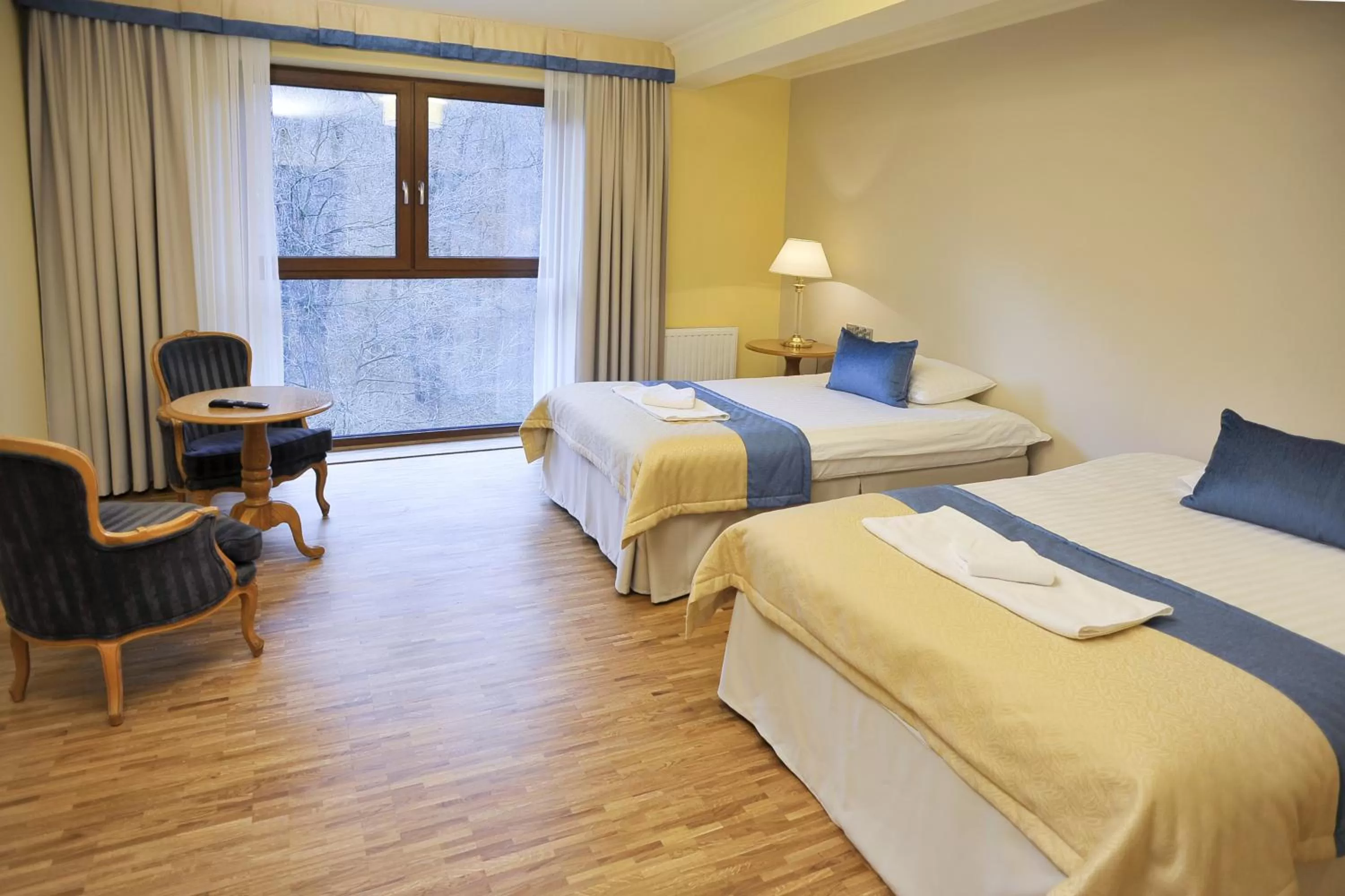 Day, Bed in Hotel Mir-Jan SPA