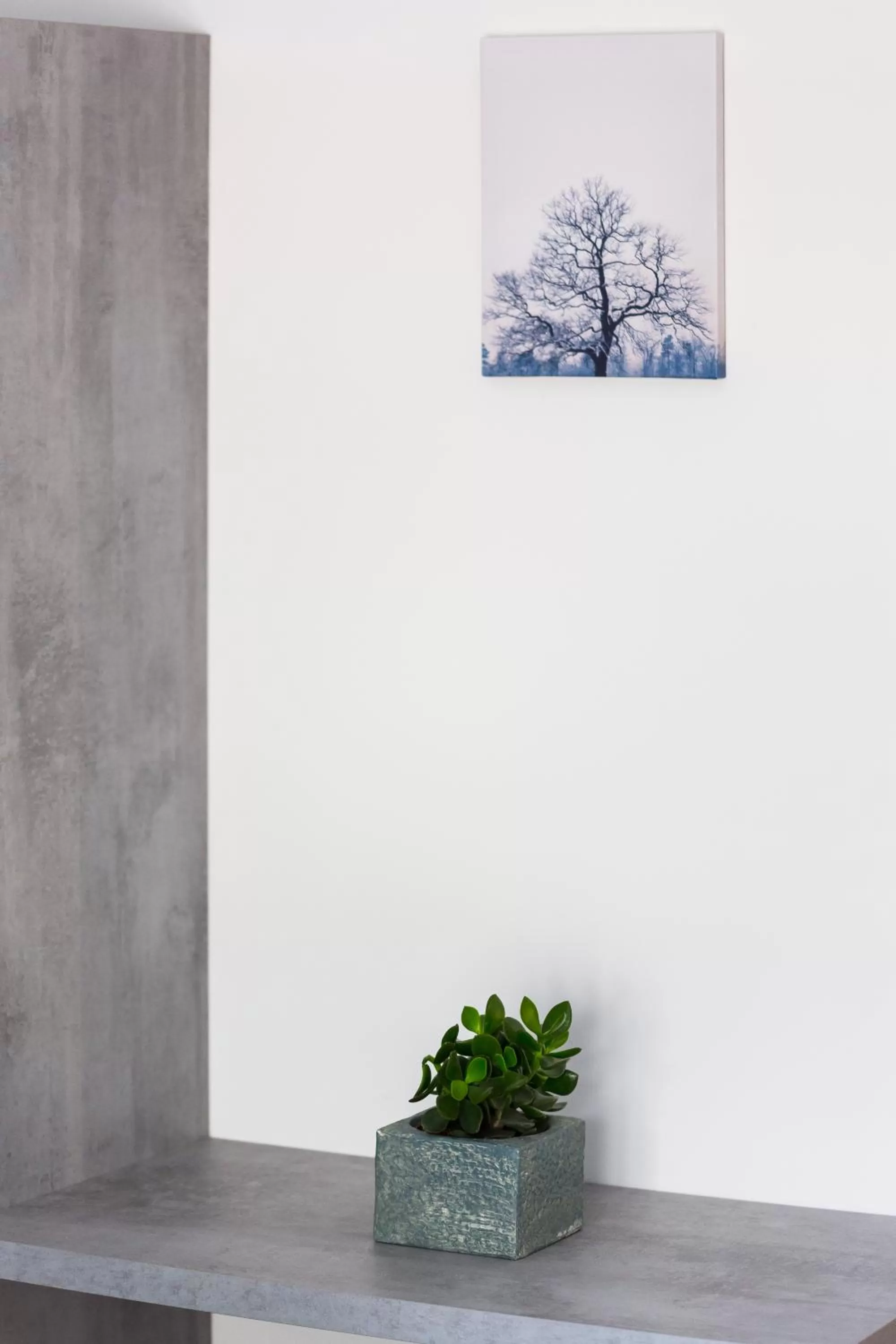 Decorative detail in Athenian Central Apartments