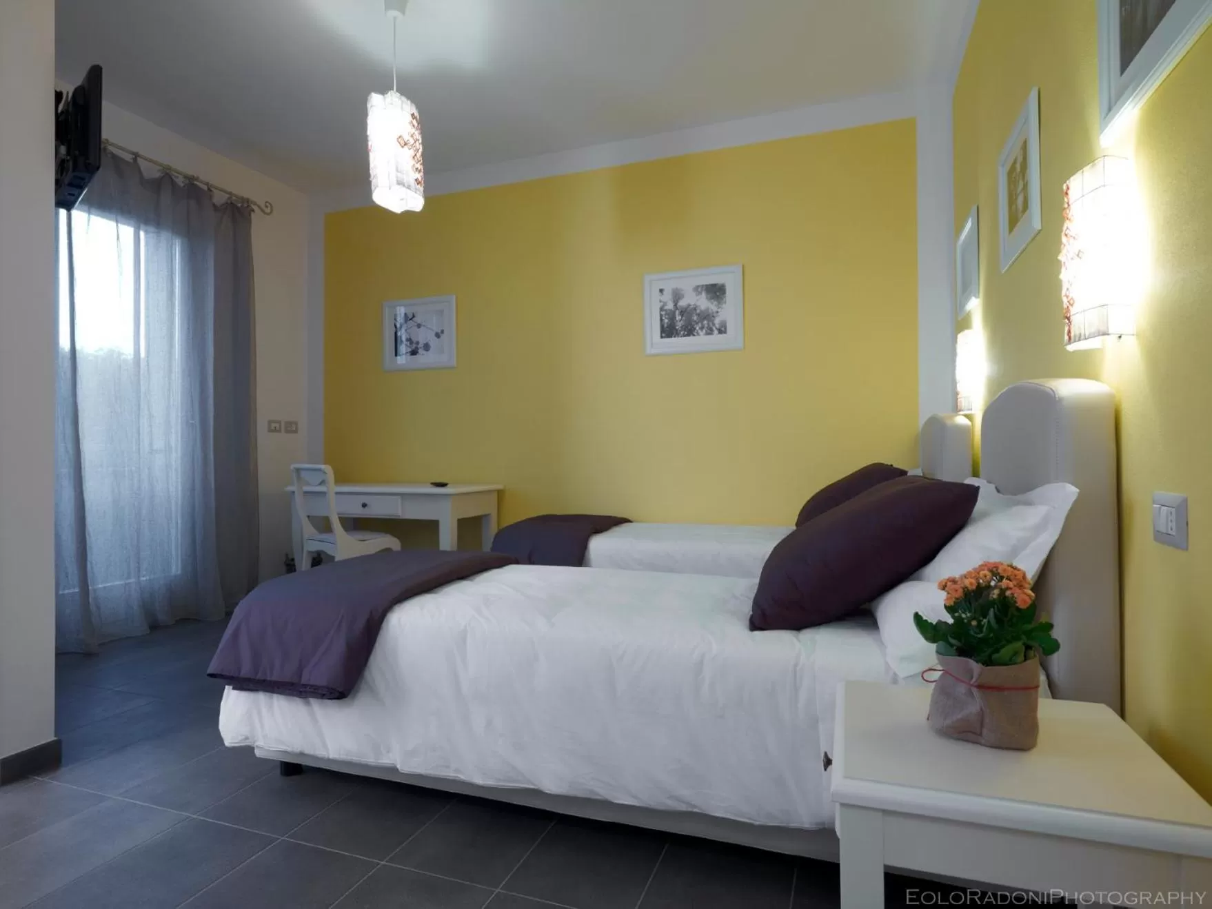 TV and multimedia, Bed in Locanda Alla Mano