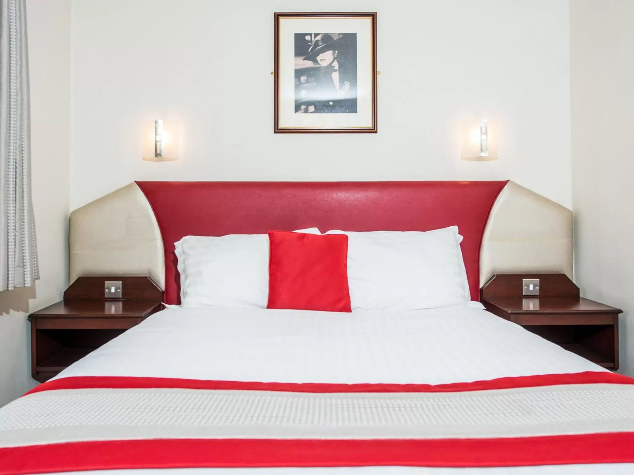 Bed in Peartree Lodge Waterside