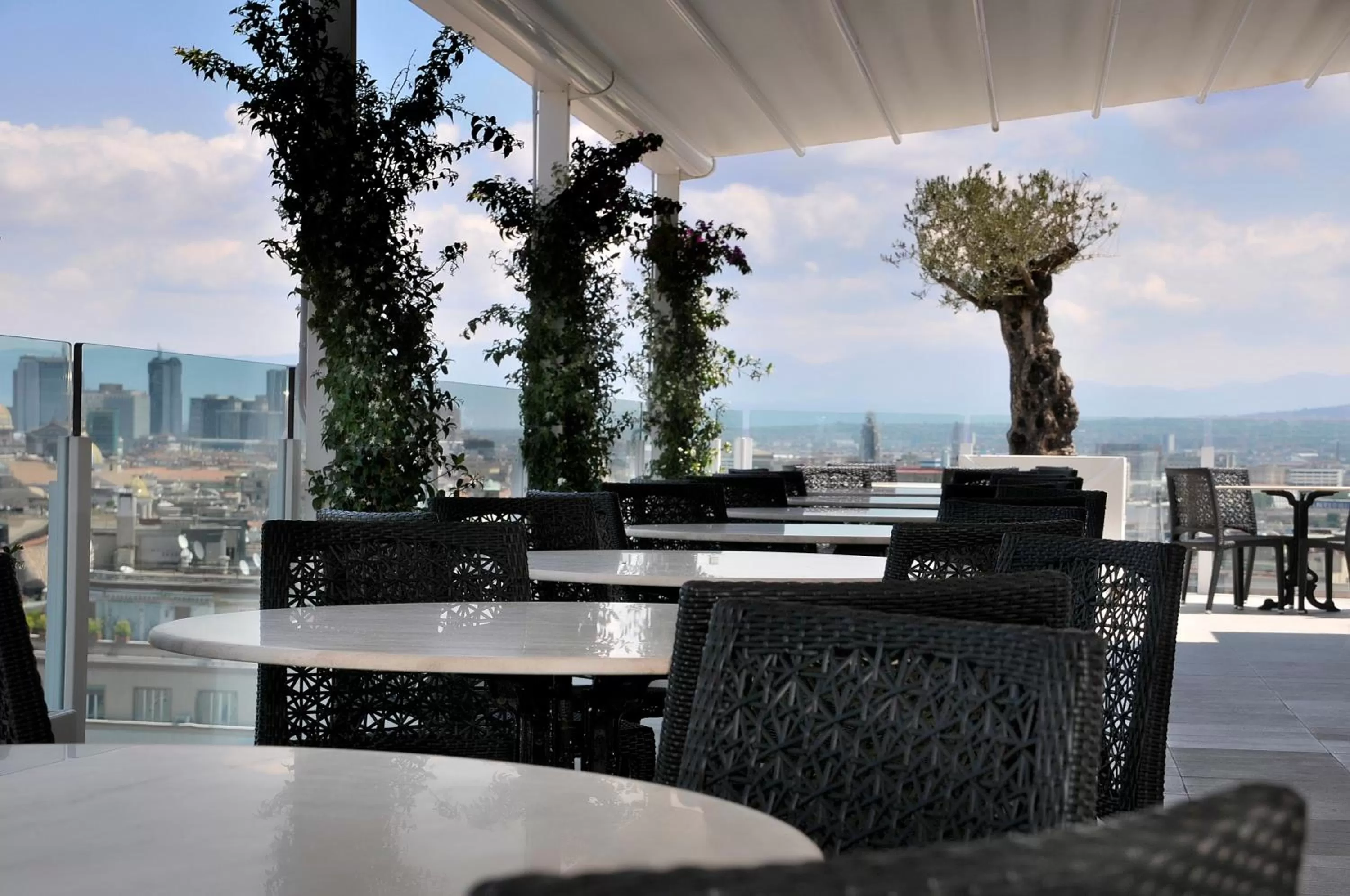 Day in Grand Hotel Oriente