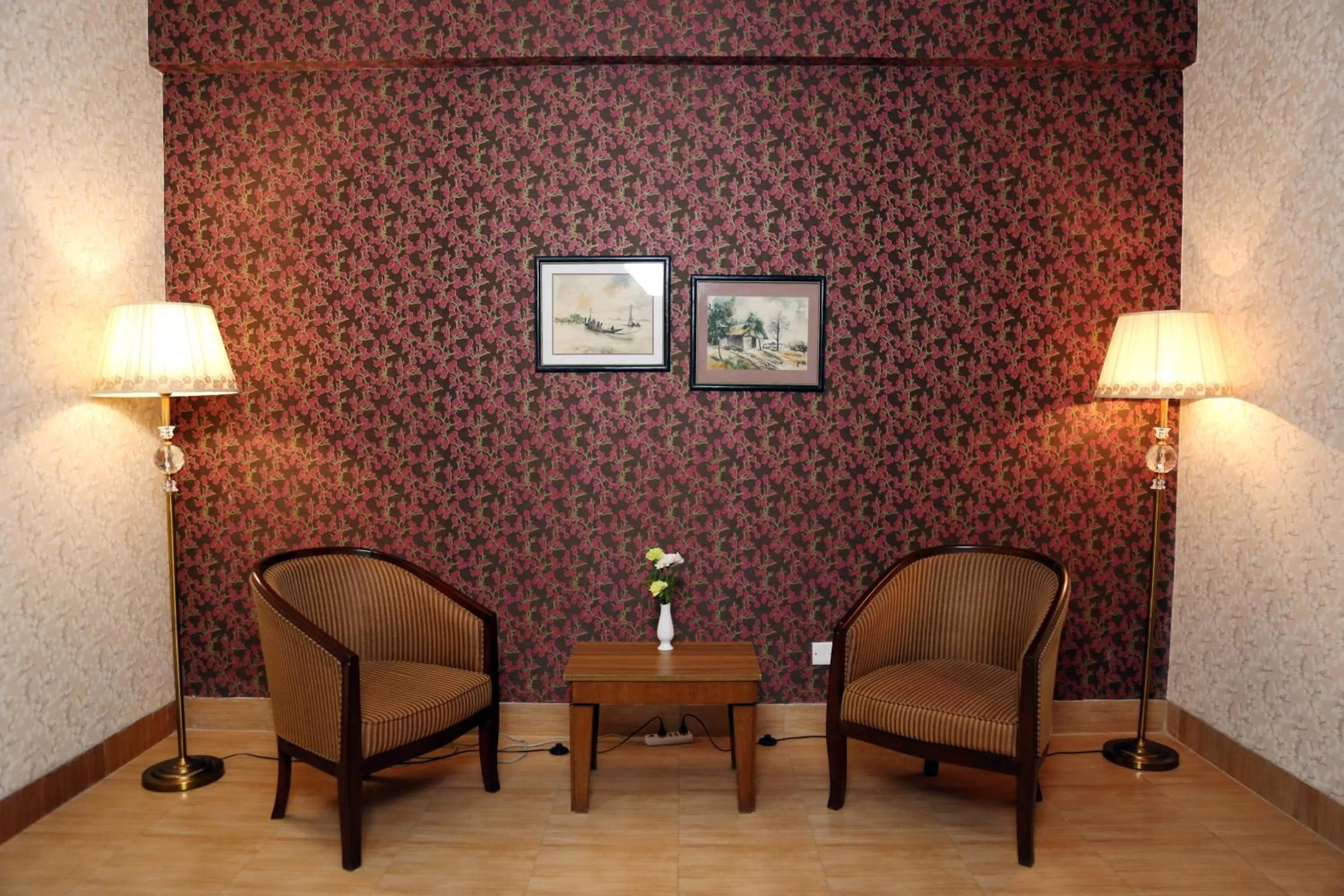 Area and facilities in Civic Inn