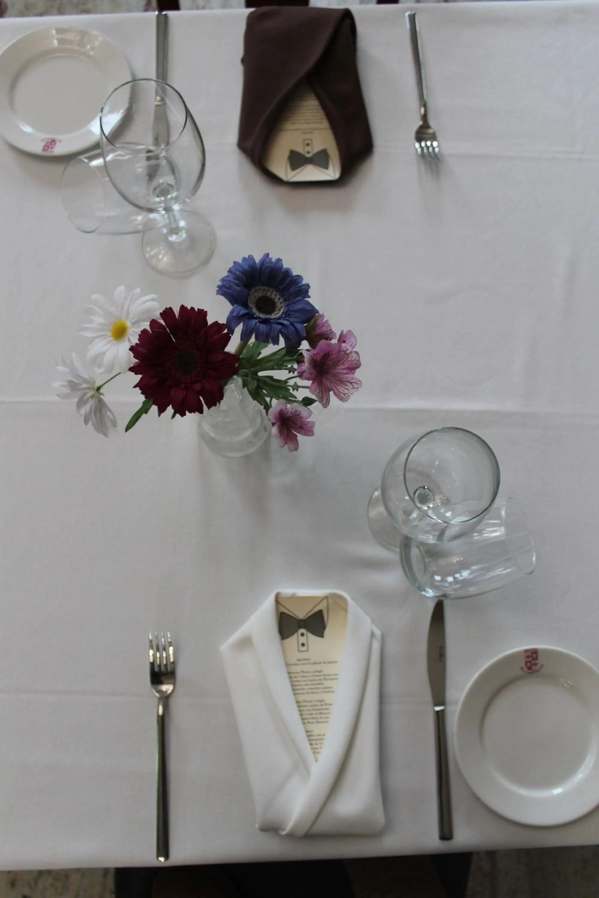 Restaurant/places to eat in Hotel El Castillo