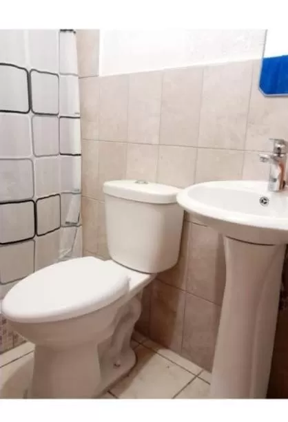 Bathroom in Hotel Bluehouse