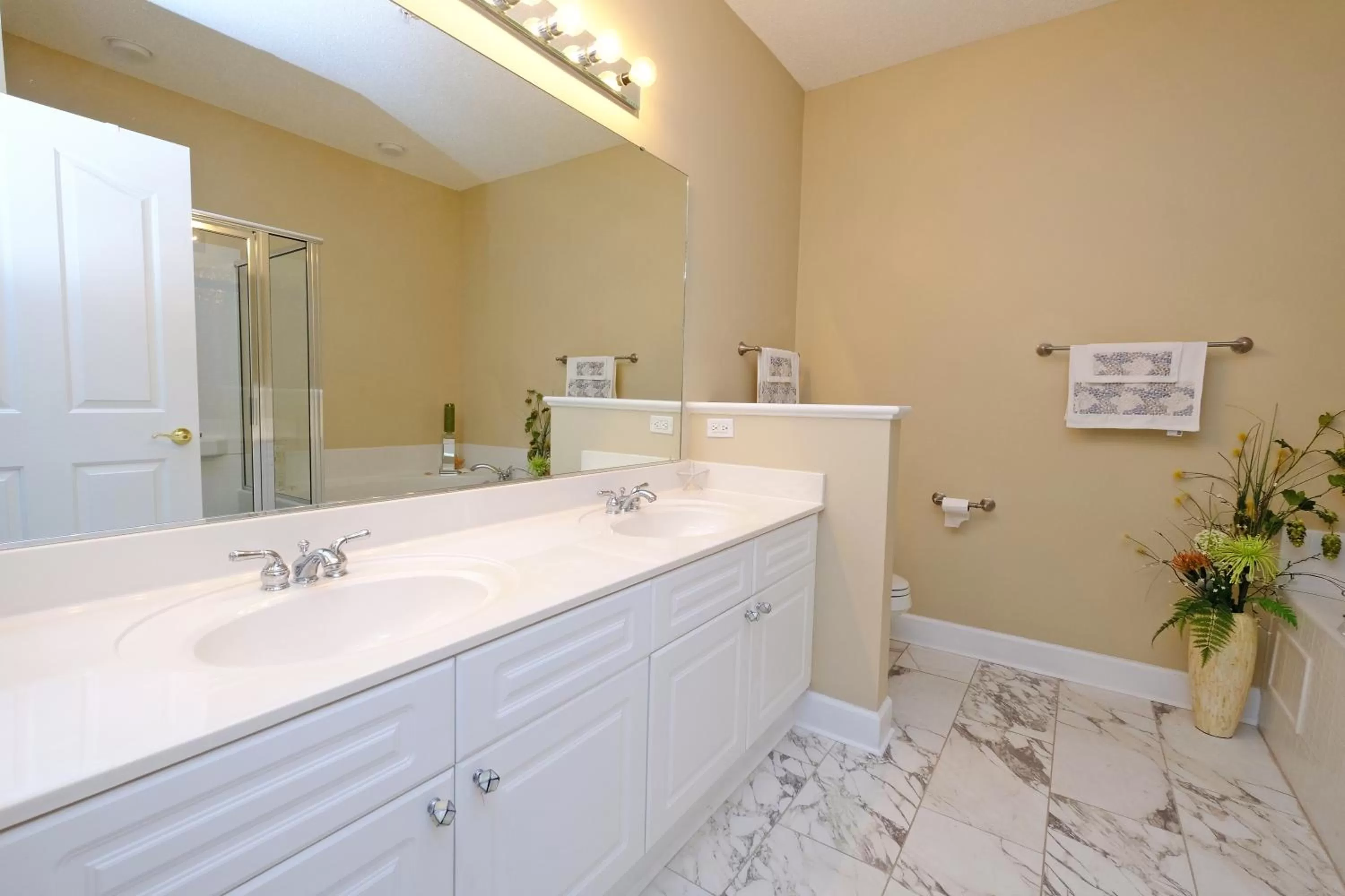 Bathroom in Barefoot Resort Golf & Yacht Club Villas