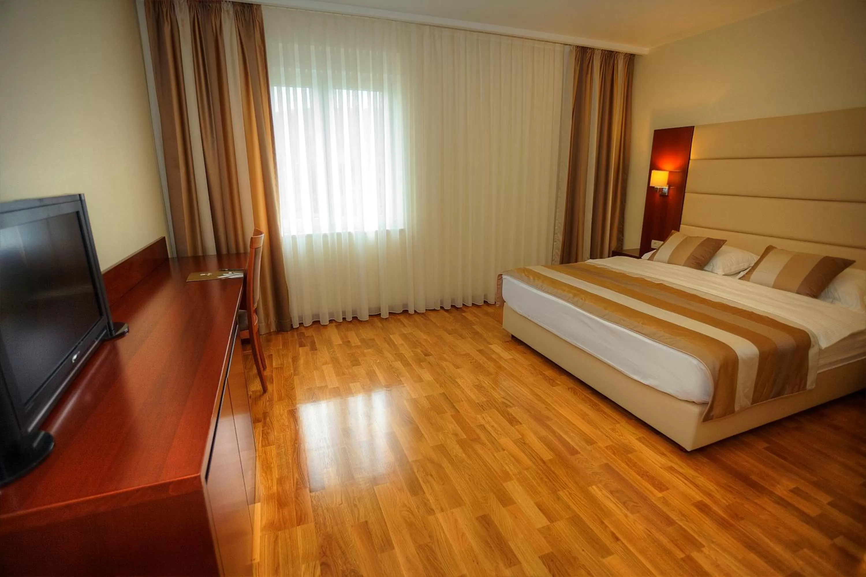 Bedroom, Bed in Hotel Palace Medjugorje